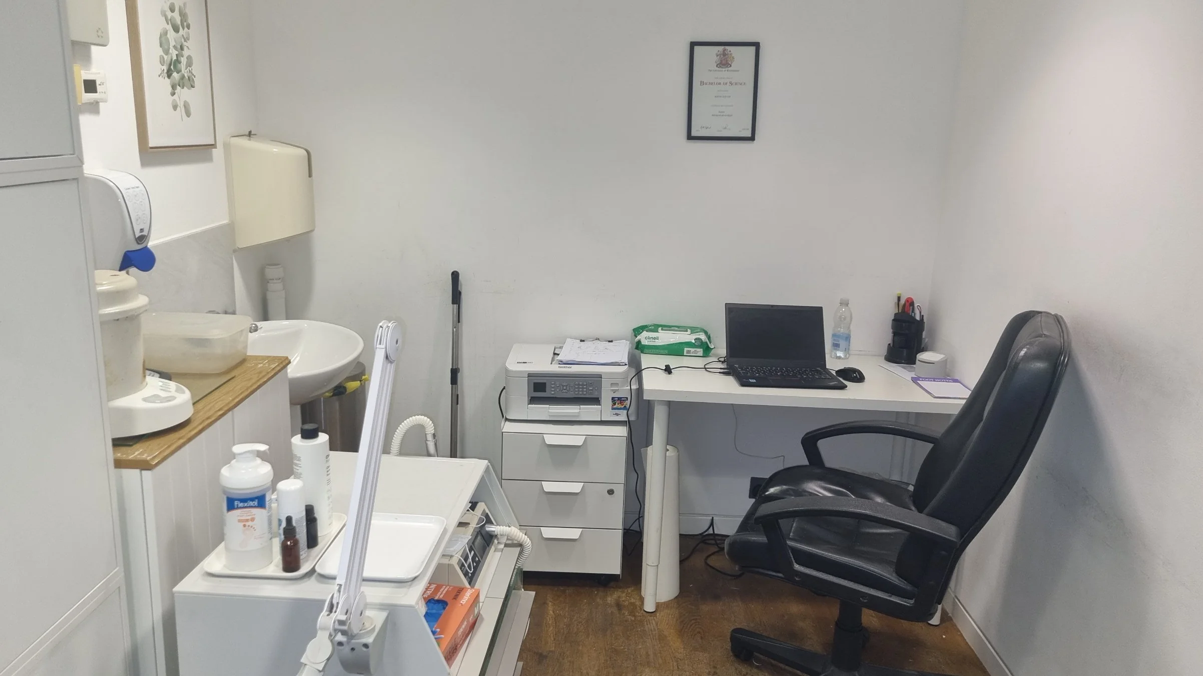 Treatment room at the Head 2 Toe clinic in Borehamwood