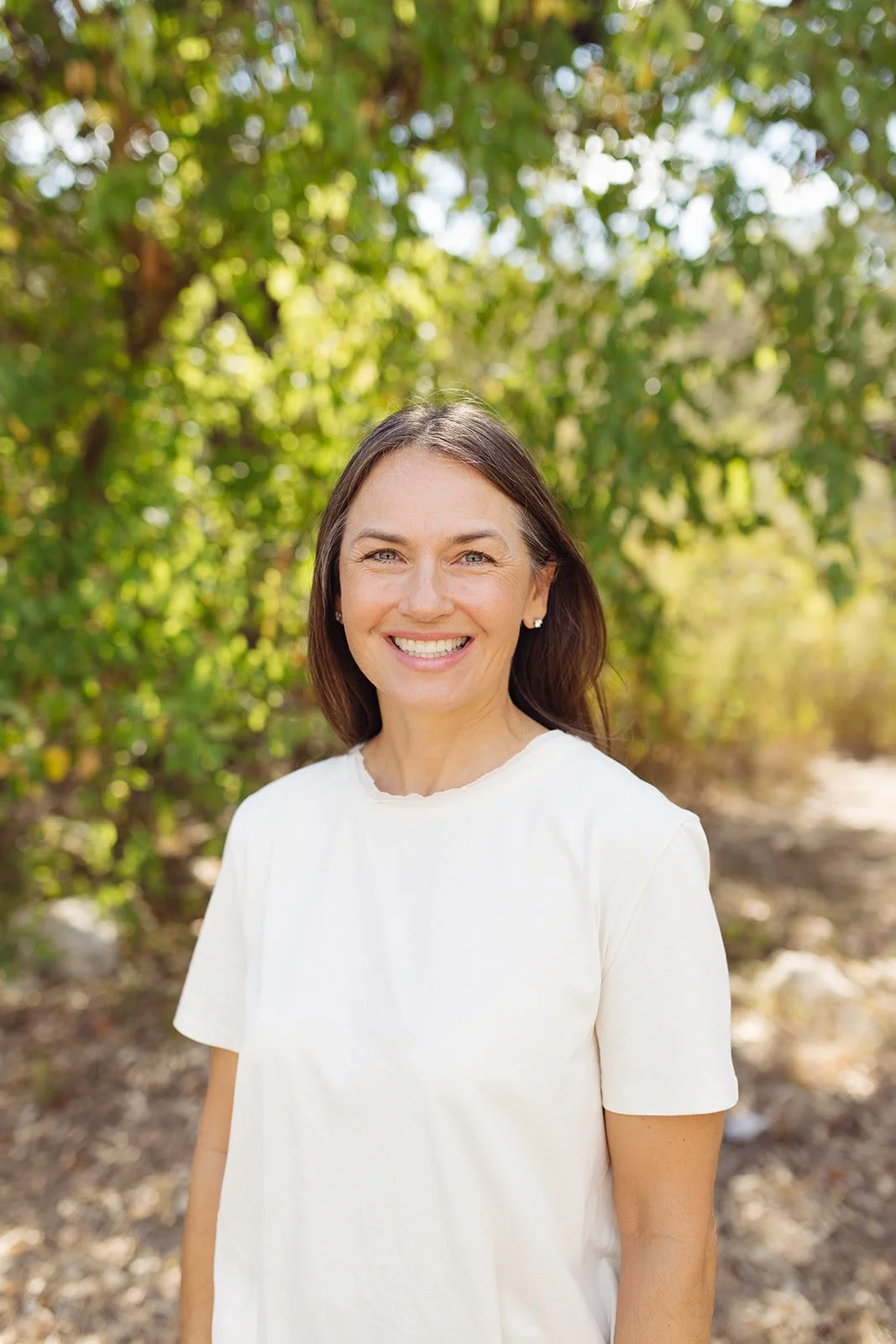 Todla Hobson, licensed therapist specializing in grief and widowhood, based in Texas.