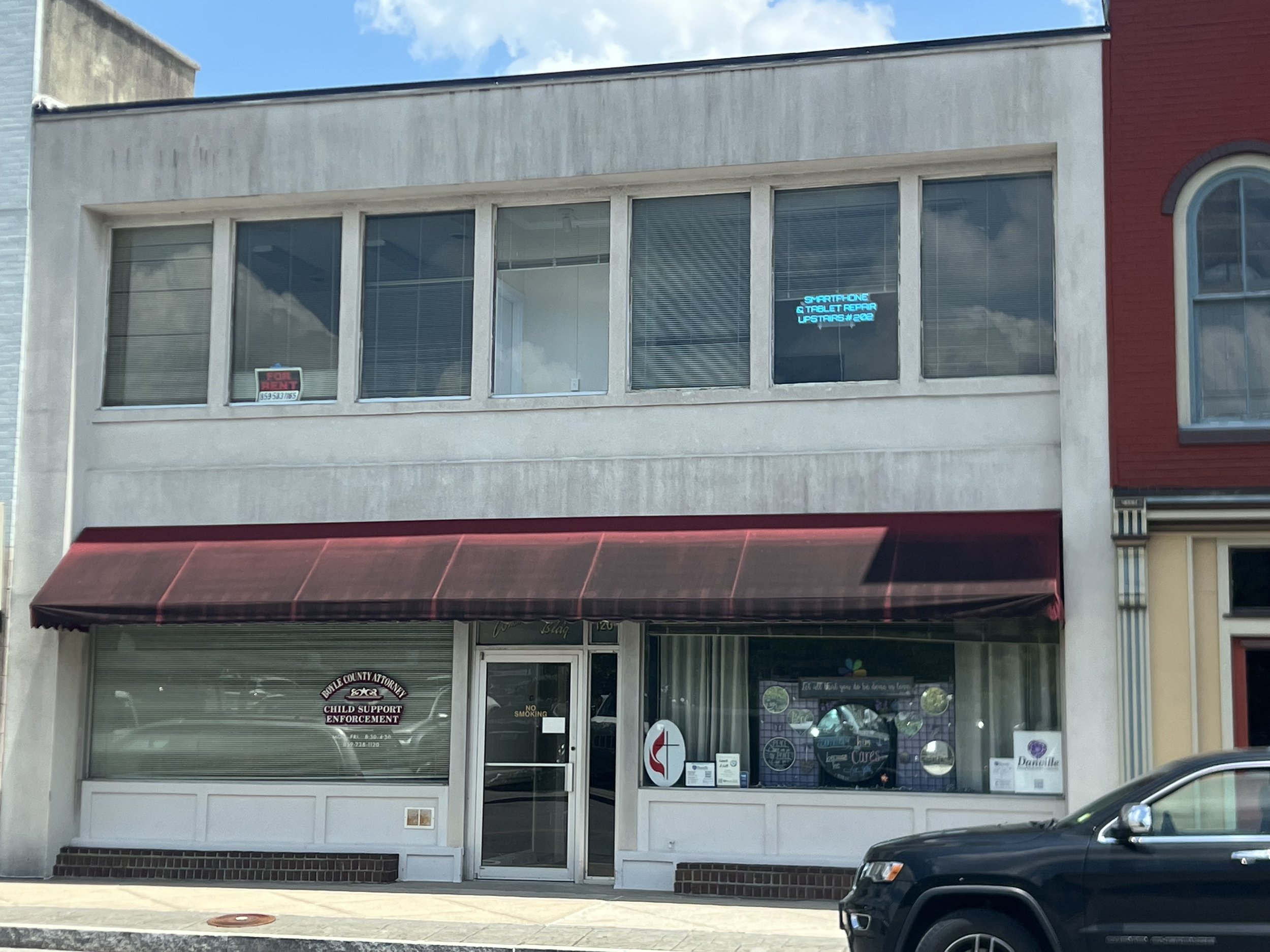 Location of Danville Smartphone Repair Danville Kentucky 120 N 3rd St Danville KY