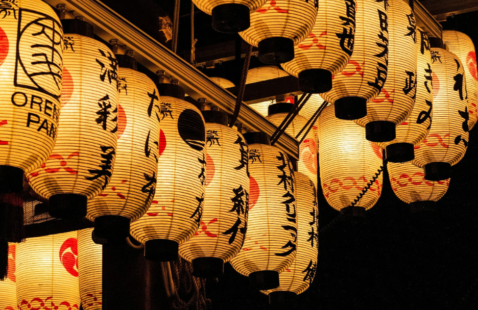 When tourist expectations fade, local culture becomes alive