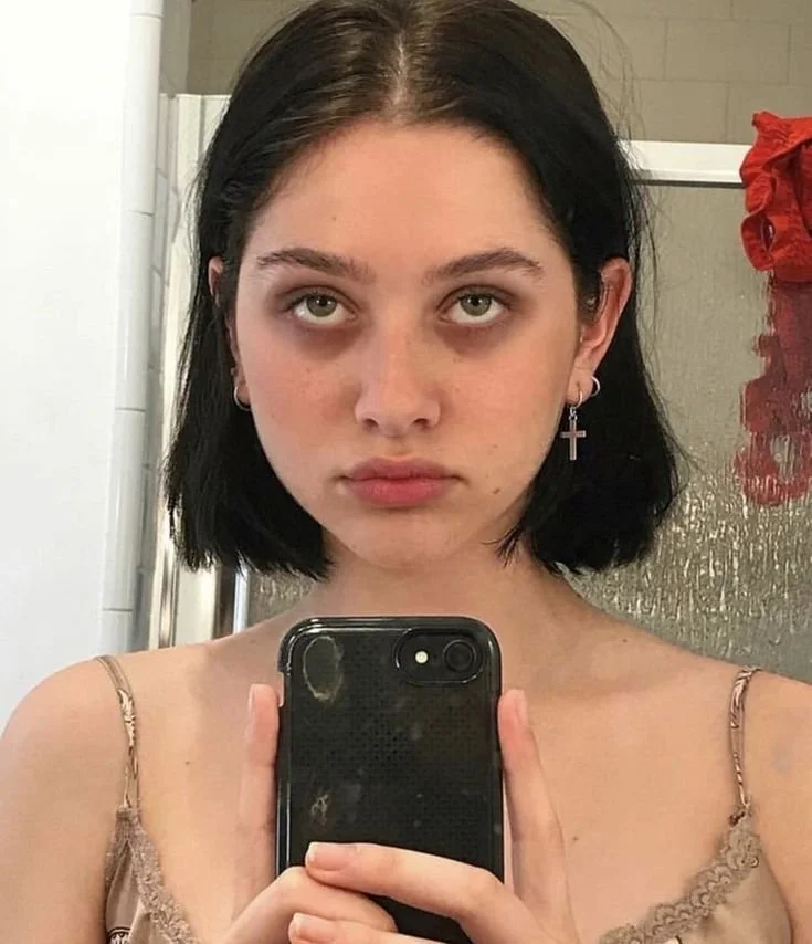 Exhaustion is the new Gen Z aesthetic 