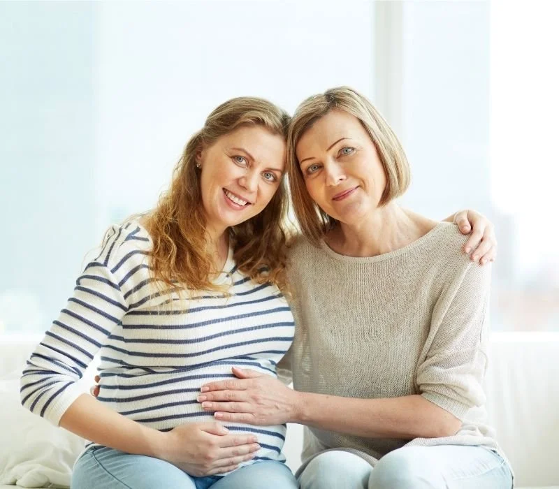¿Eres un abuelo o abuela que ora y se preocupa por los demás?