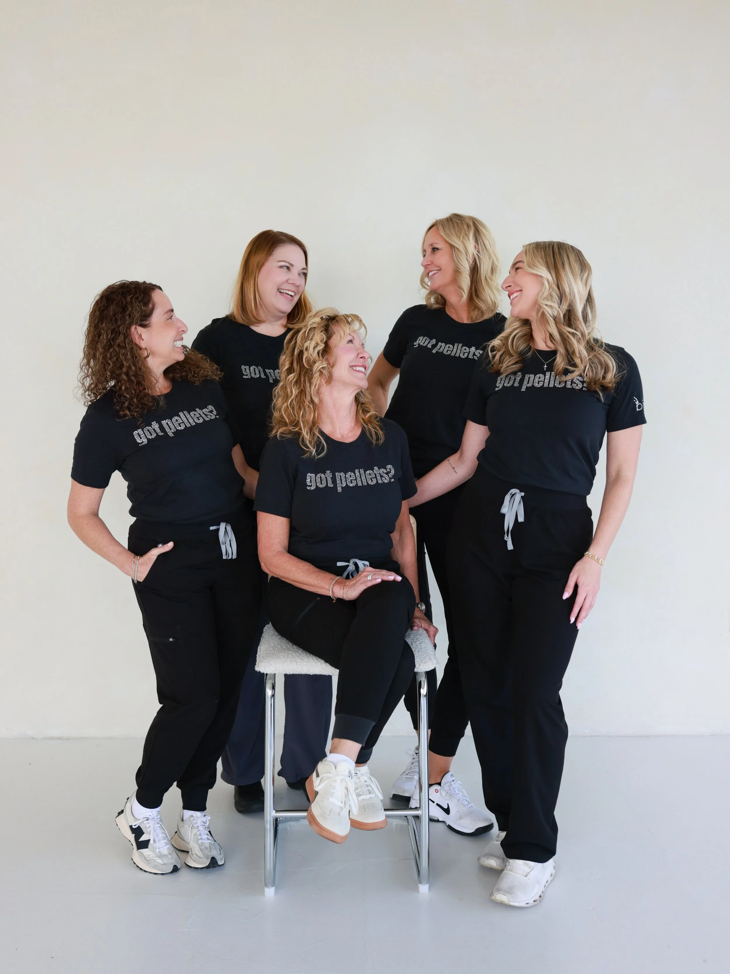 Meet the Paradise Wellness team!🩵

Dr. Kristine Sarna, MD
MollyAnn Allen, PA
Tracey Seaver, PA
Kristen Stout, NP
Jenna Sarna, Front Desk Coordinator 
(Not pictured) Elfie Klassen, Patient Care Coordinator 

Schedule an appointment today! 
602-266-81