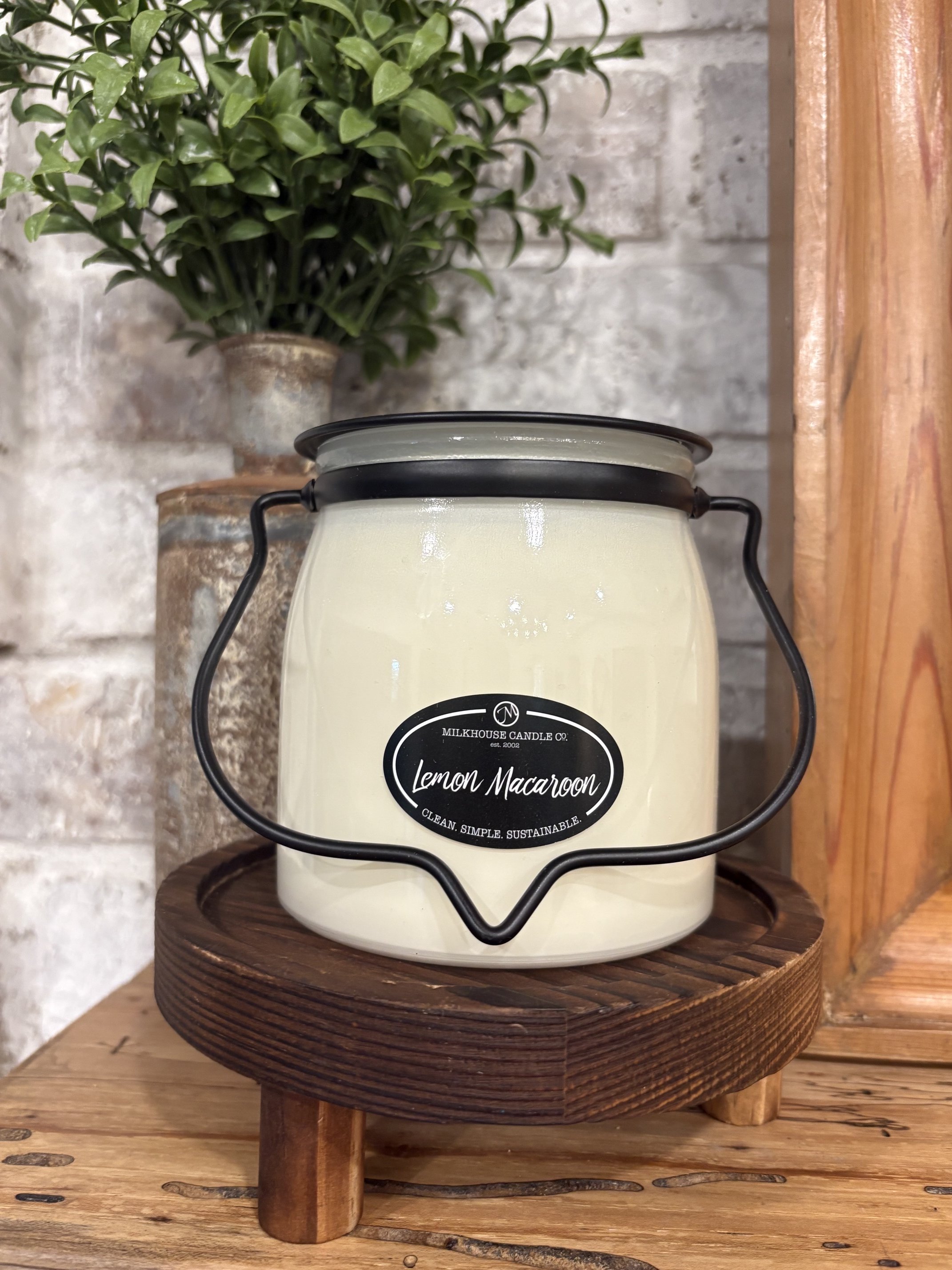 Lemon Macaroon Soy Candle