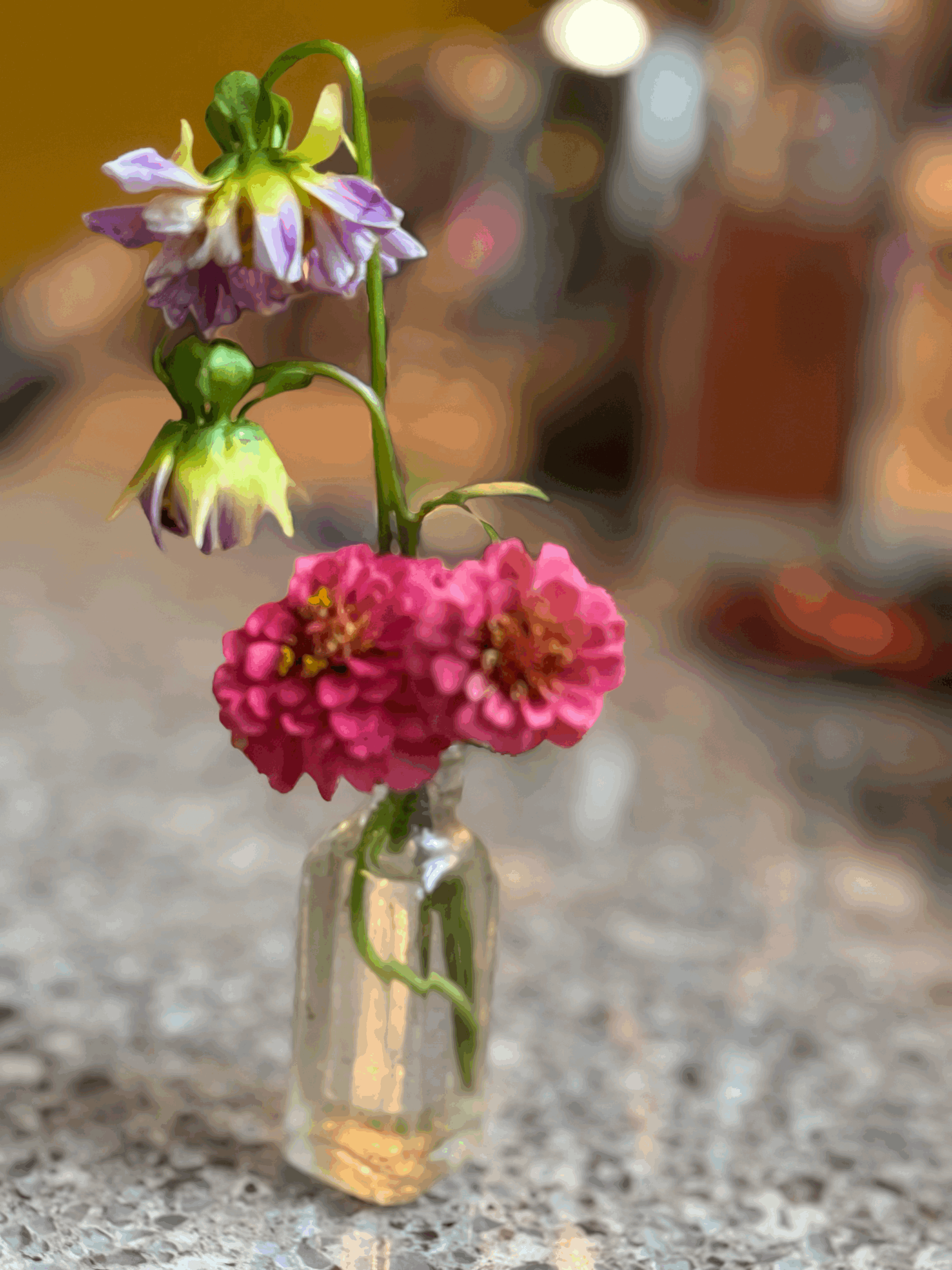 TINY TABLE FLOWERS