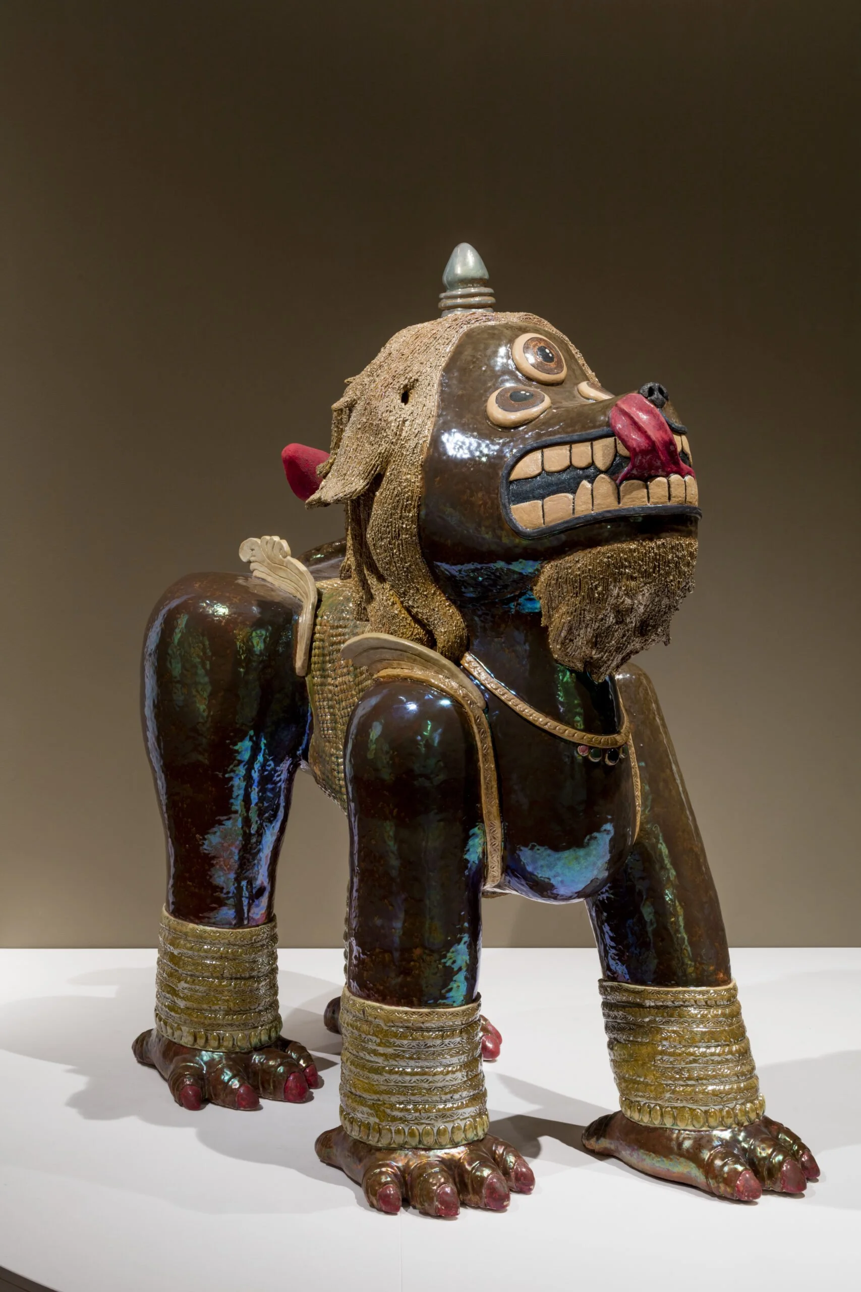 The Female Guardian Simha-Dog I Ceramic, Underglaze, In-glaze lustre I 142 x 114 x 63 cm I 2023 I Photo by Dave De Armas
