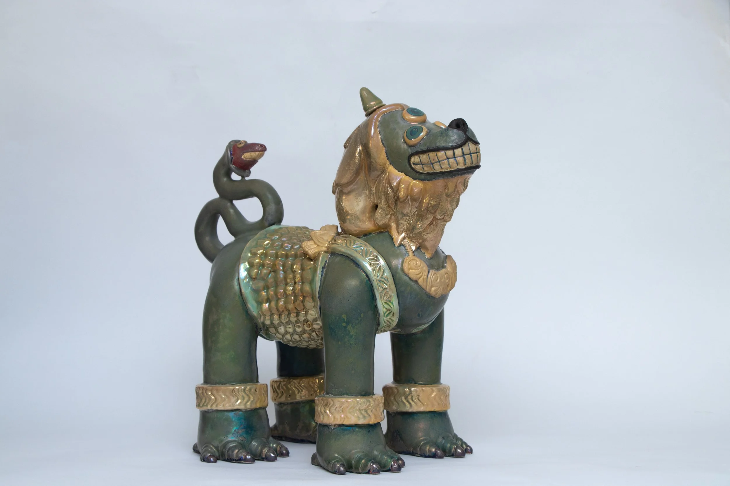 The Guardian Lion Dog I Ceramic, Underglaze, In-glaze lustre I 35 x 16 x 35 cm I 2024