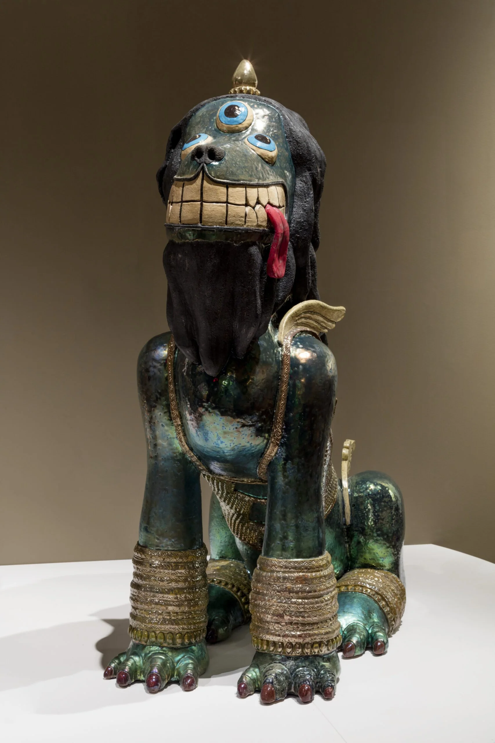 The Male Guardian Simha-Dog I Ceramic, Underglaze, In-glaze lustre I 144 x 114 x 63 cm I 2022-2023 I Photo by Dave De Armas