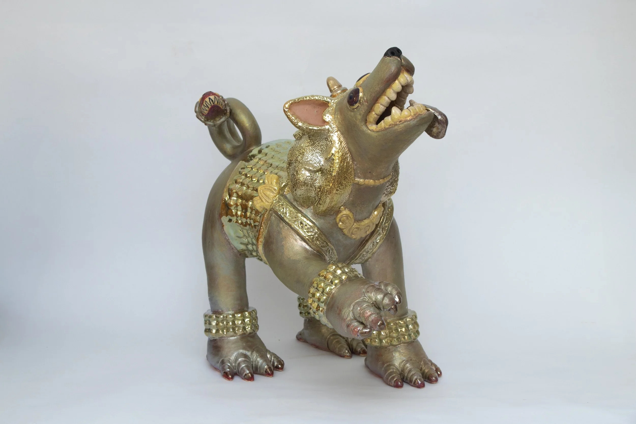 The Guardian Lion Dog I Ceramic, Underglaze, In-glaze luster I 44 x 26 x 44 cm I 2024