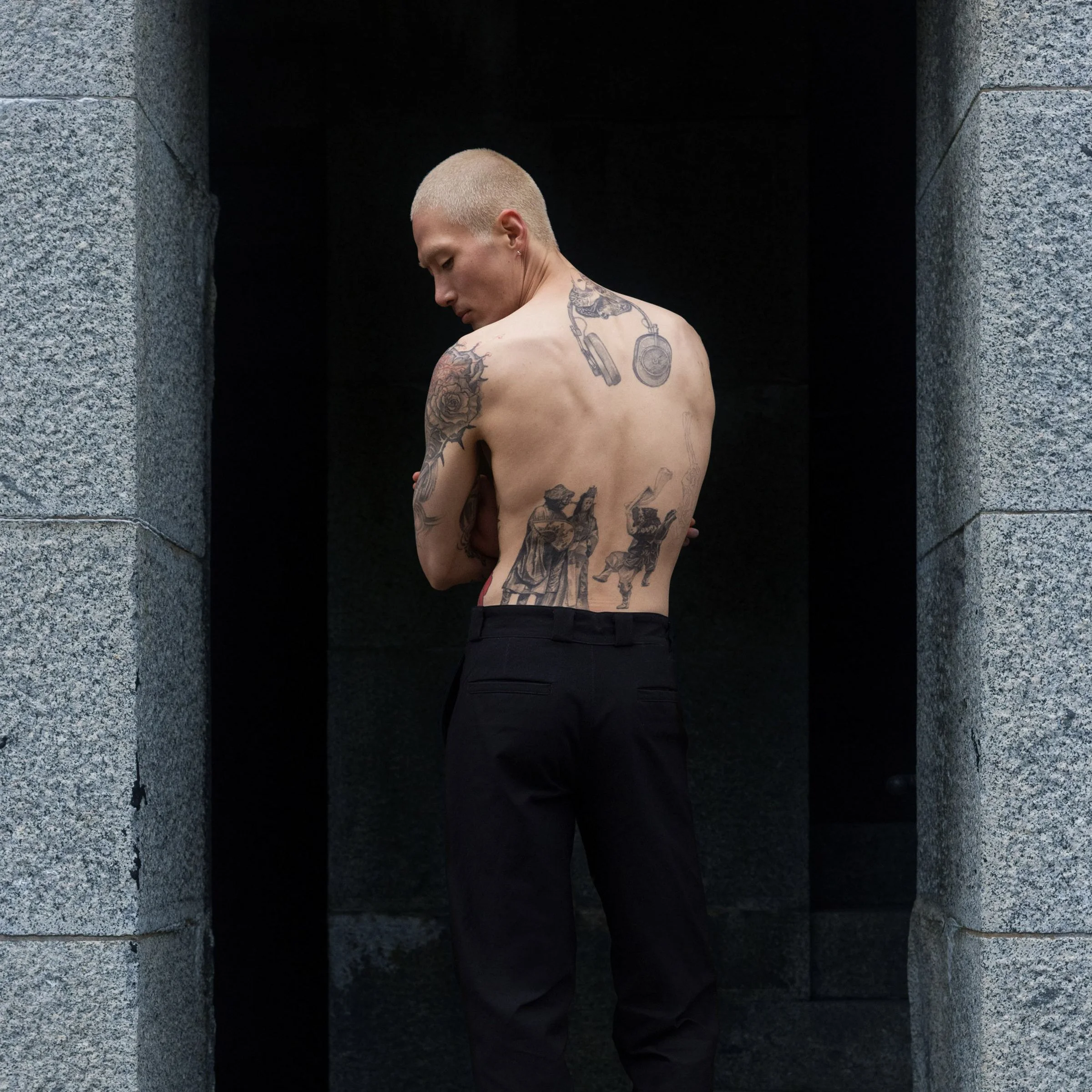Outlier - Emiliano Granado - Photo Assistant