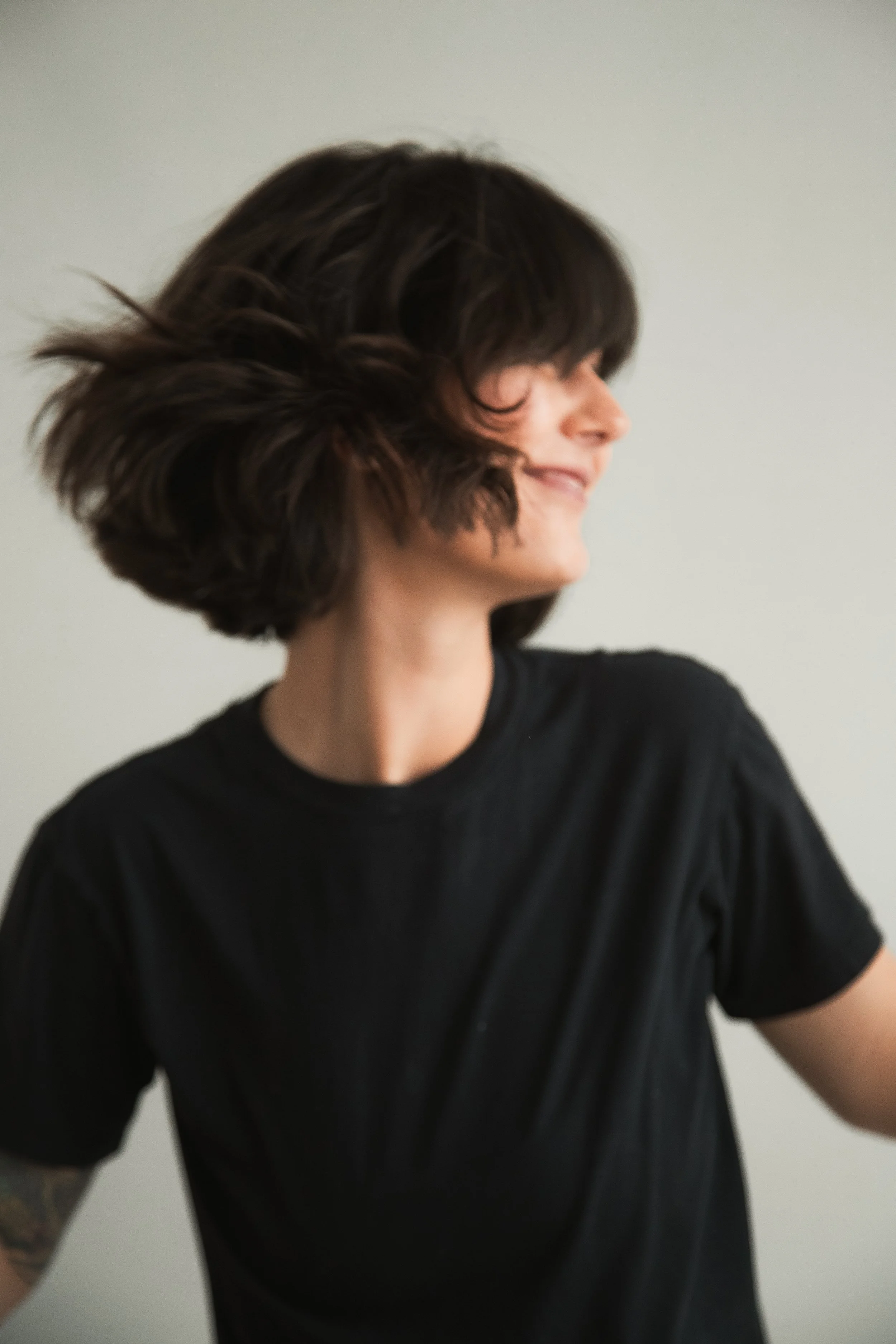 Kylee, licensed master esthetician and founder of NYBGC, specializing in personalized skincare, laser hair removal, and advanced skin treatments in Kaysville, Utah.