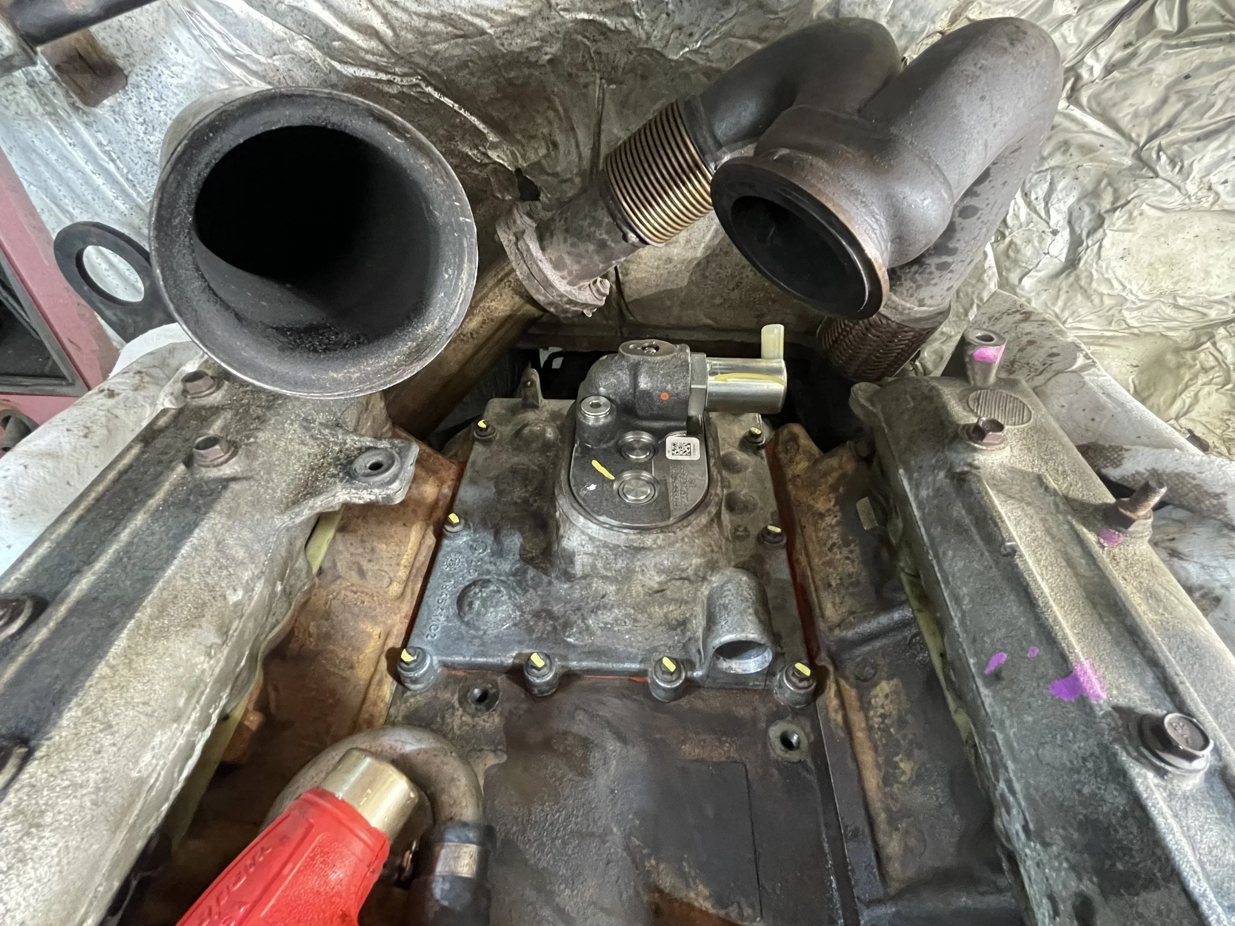 High pressure oil pump - 6.0L POWERSTROKE
