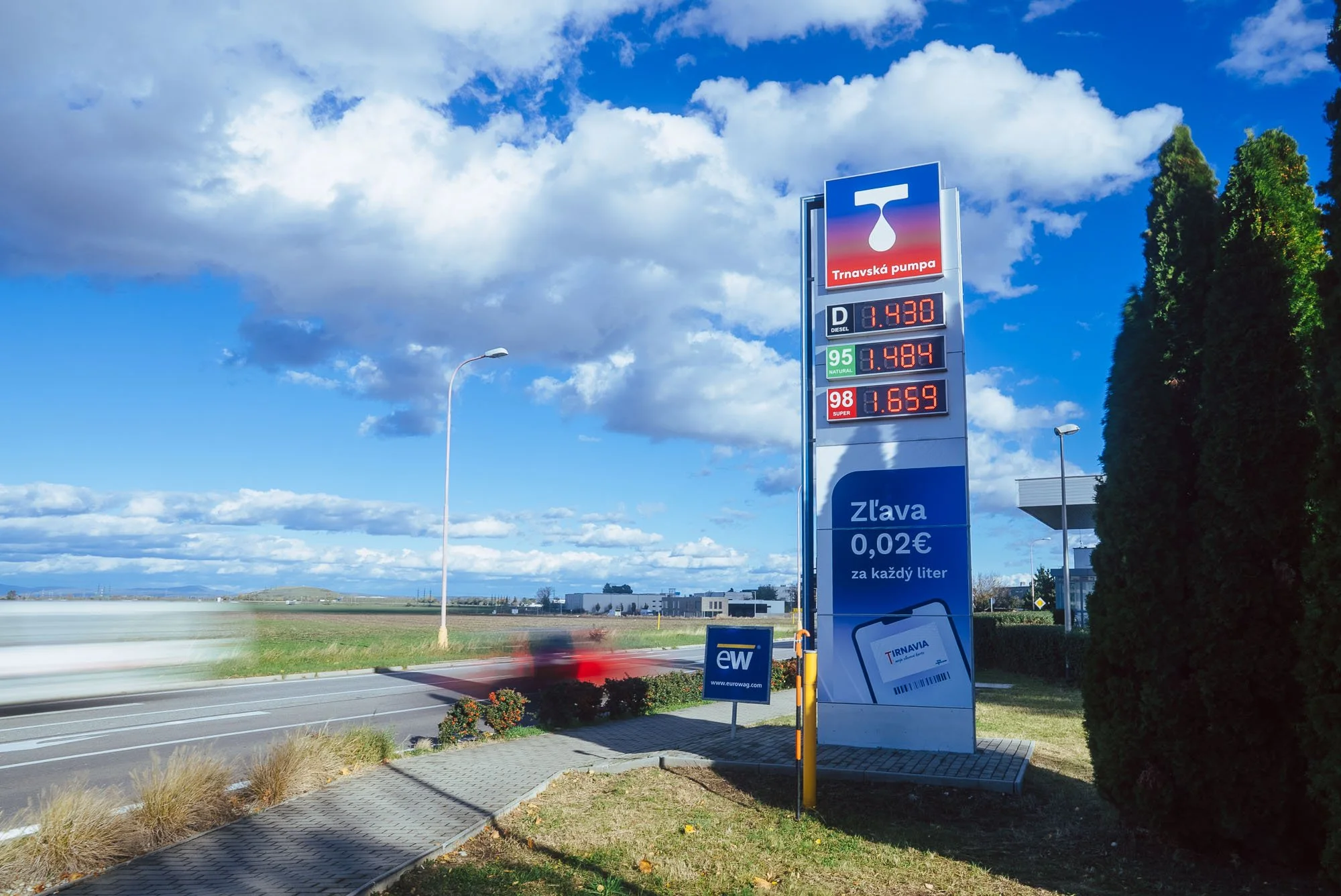 Koniarekova_TT_Trnavska_pumpa_03.jpg