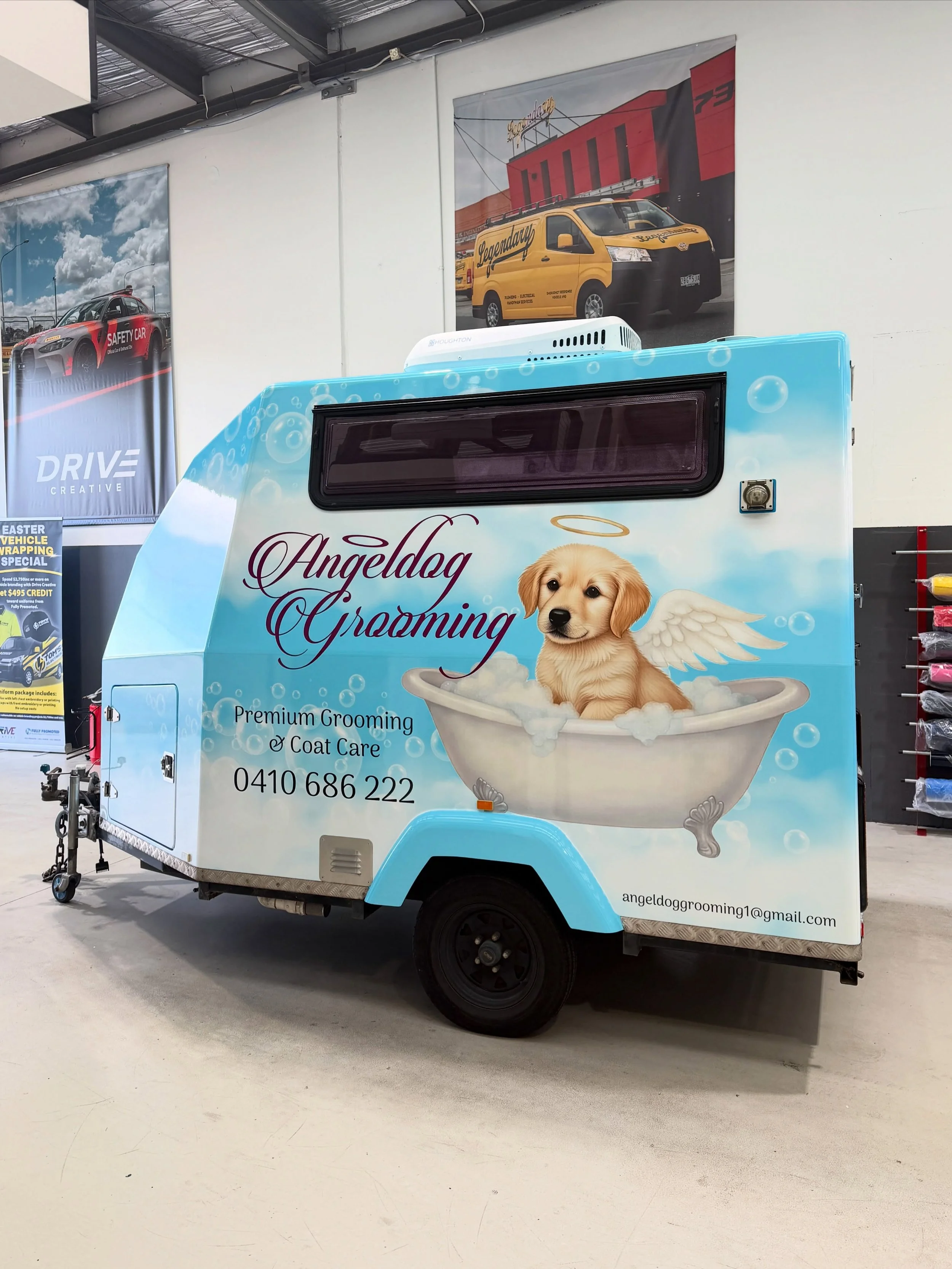 Janine has been grooming dogs for over 20 years, and from the moment we met her it was obvious how much pride she takes in her work. She cares about quality, presentation and doing things properly.

We often say that the way a business presents itsel