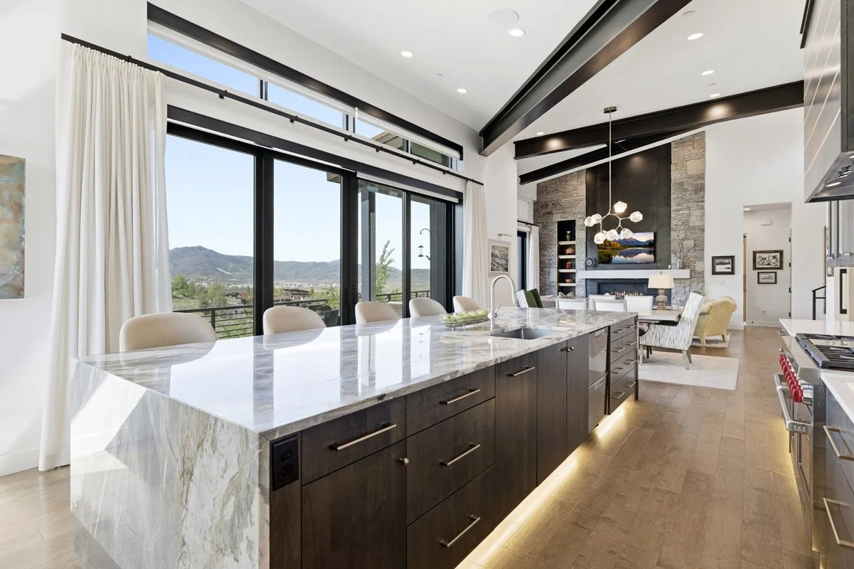 15 - 2760 Westview Trail.jpg