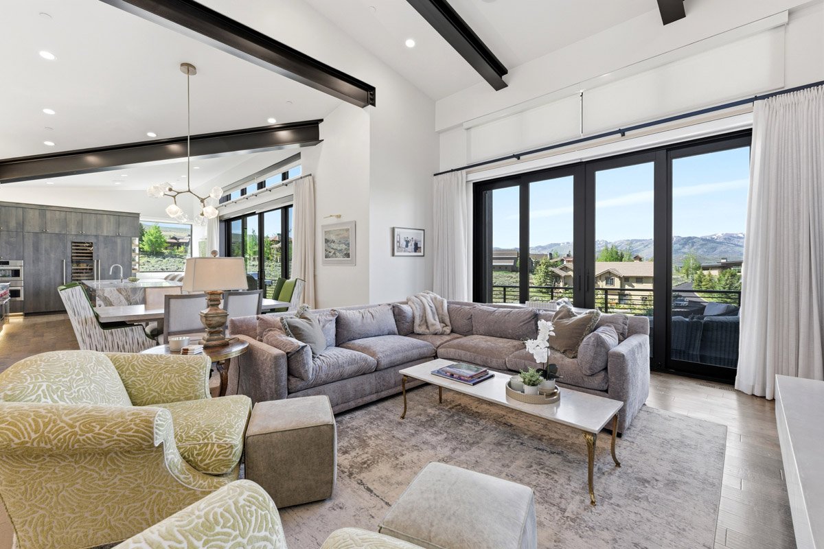 8 - 2760 Westview Trail.jpg