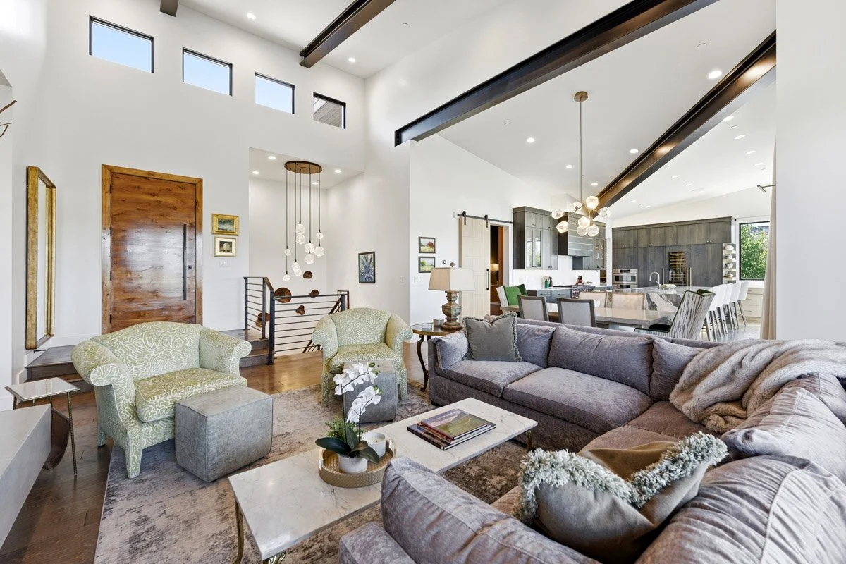 10 - 2760 Westview Trail.jpg