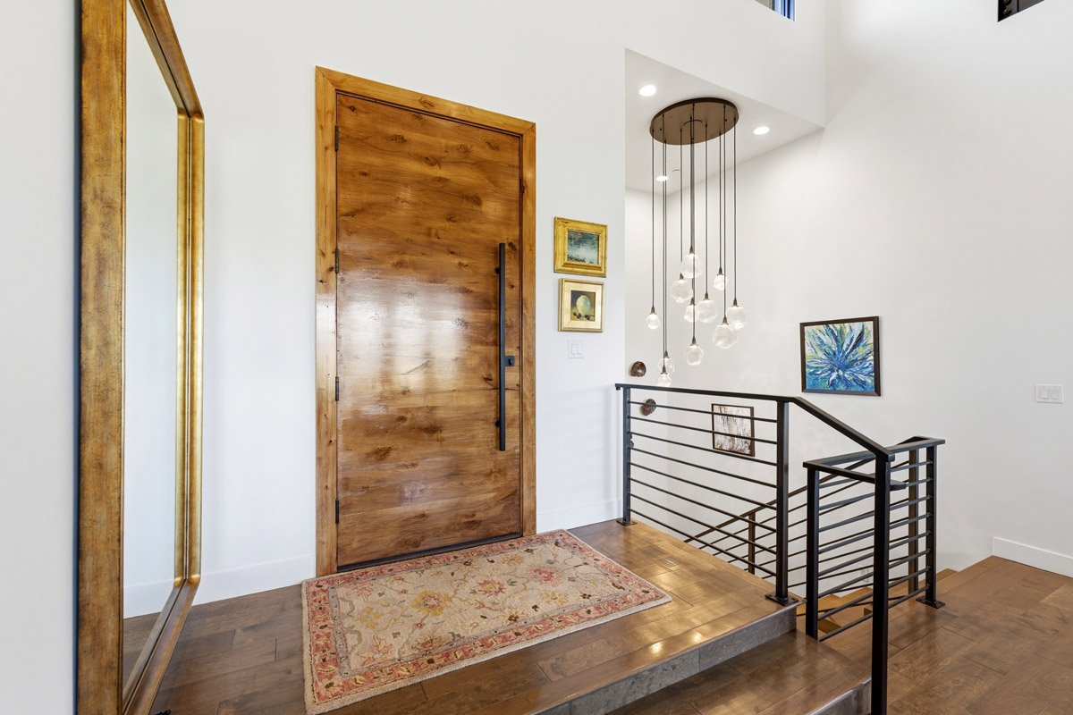 6 - 2760 Westview Trail.jpg