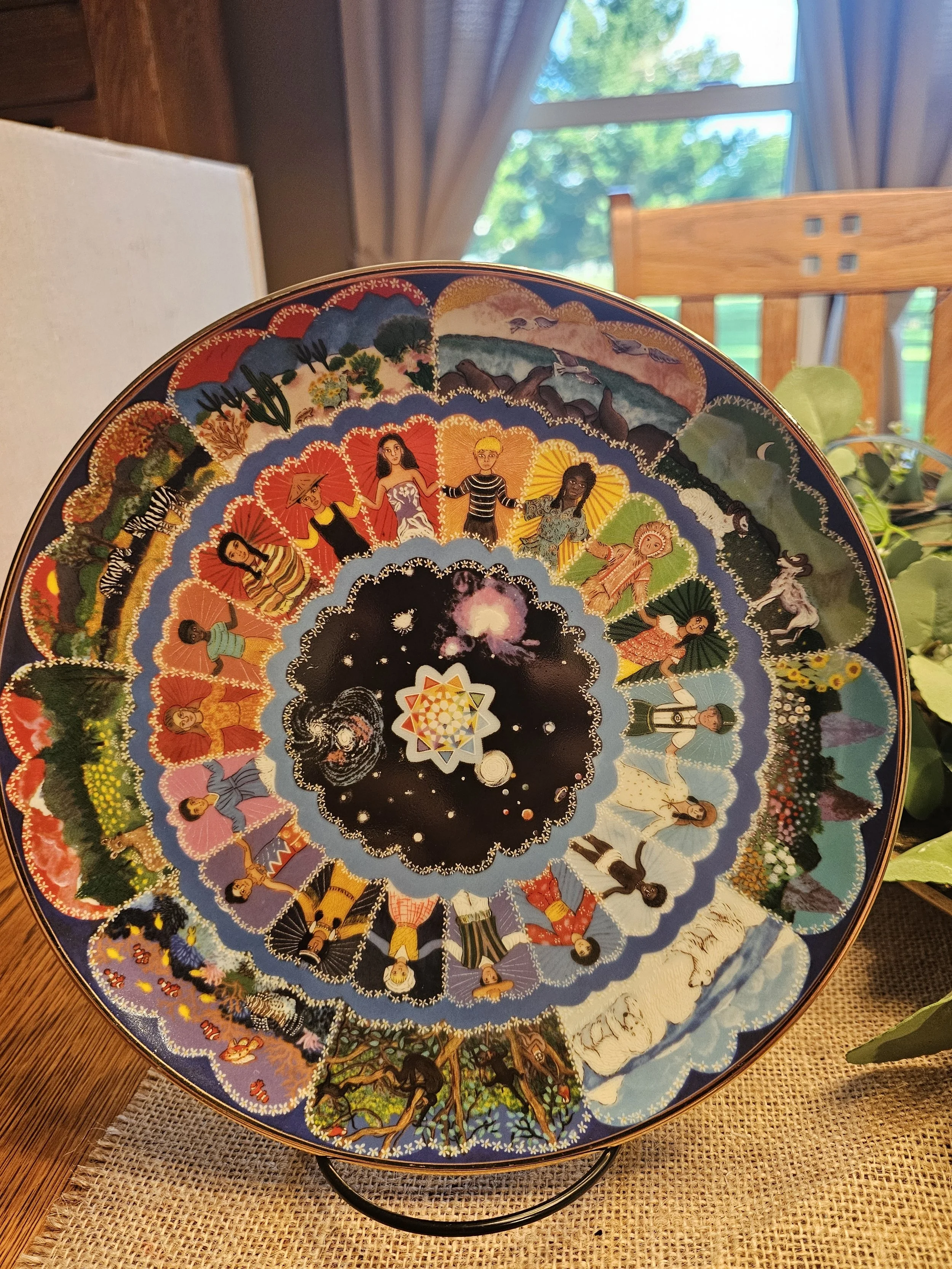 Collector plate  Unicef  limited edition plate number 31 out of 10,000