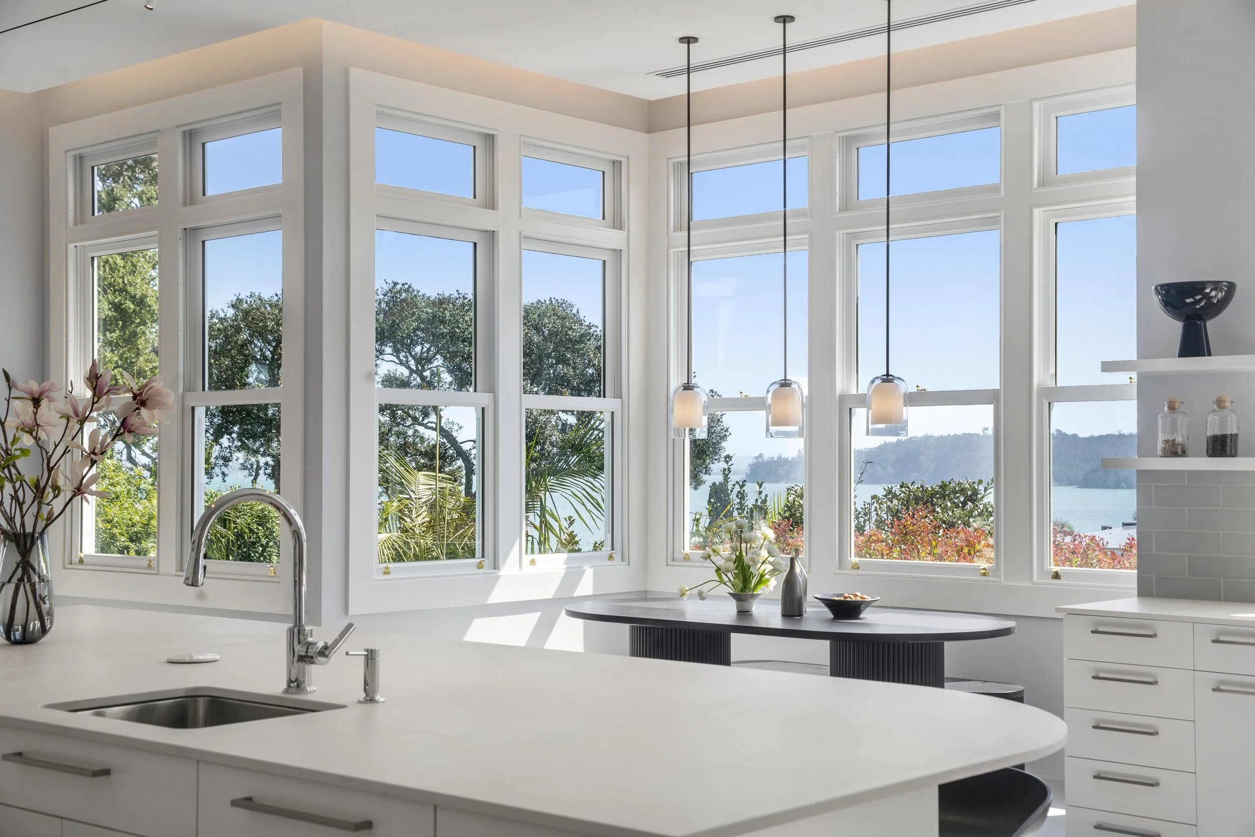 Kitchen & entertaining