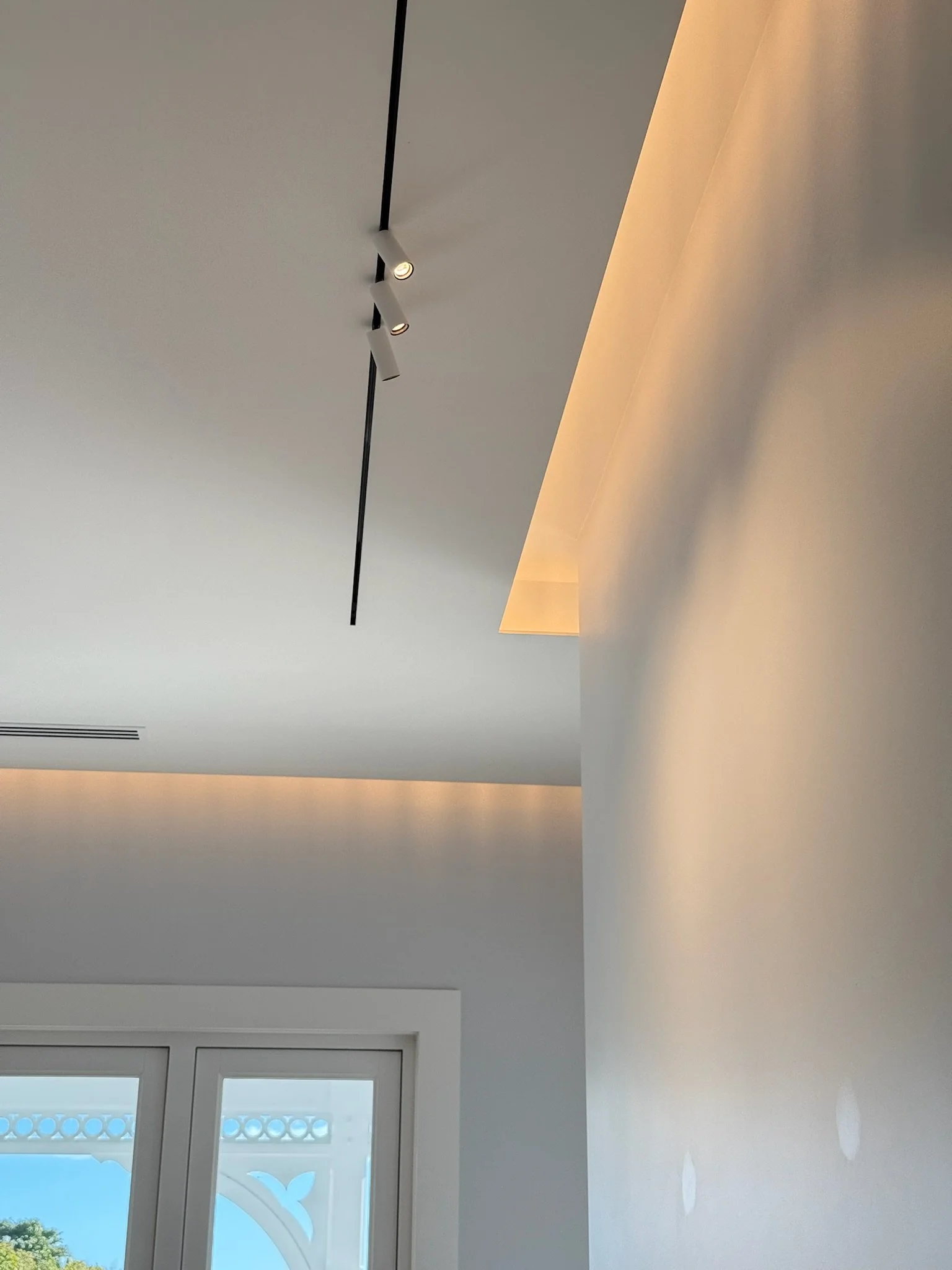 Spotlights on what matters