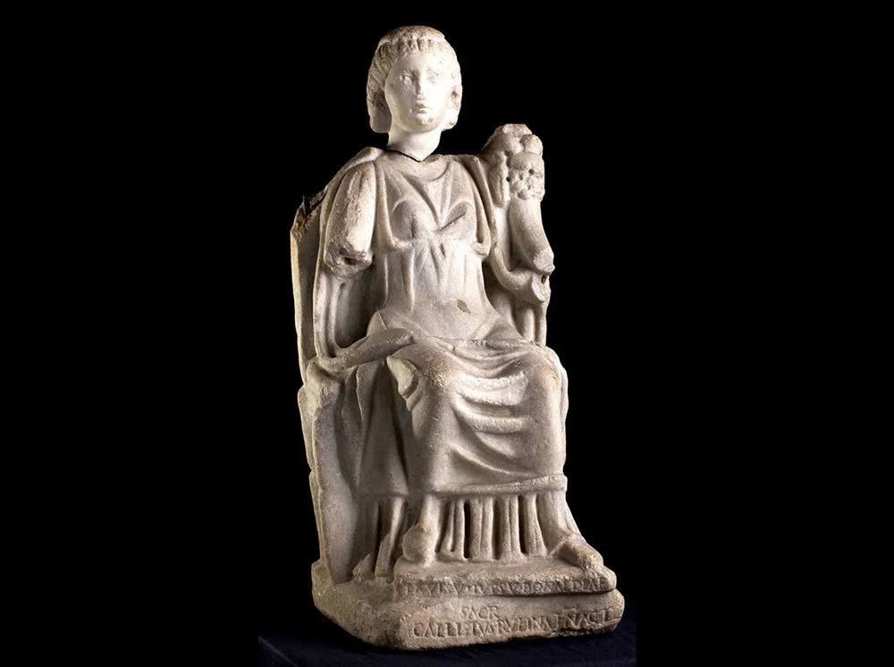 Bona Dea statuette with epigraph
