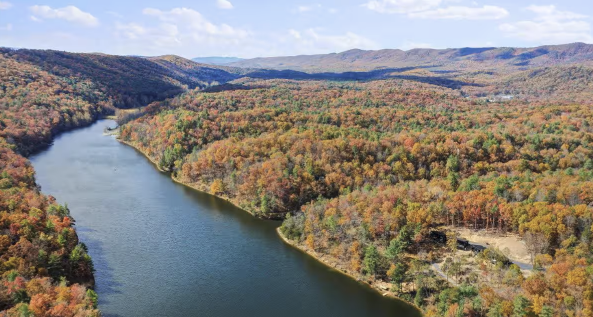 Lake Laura