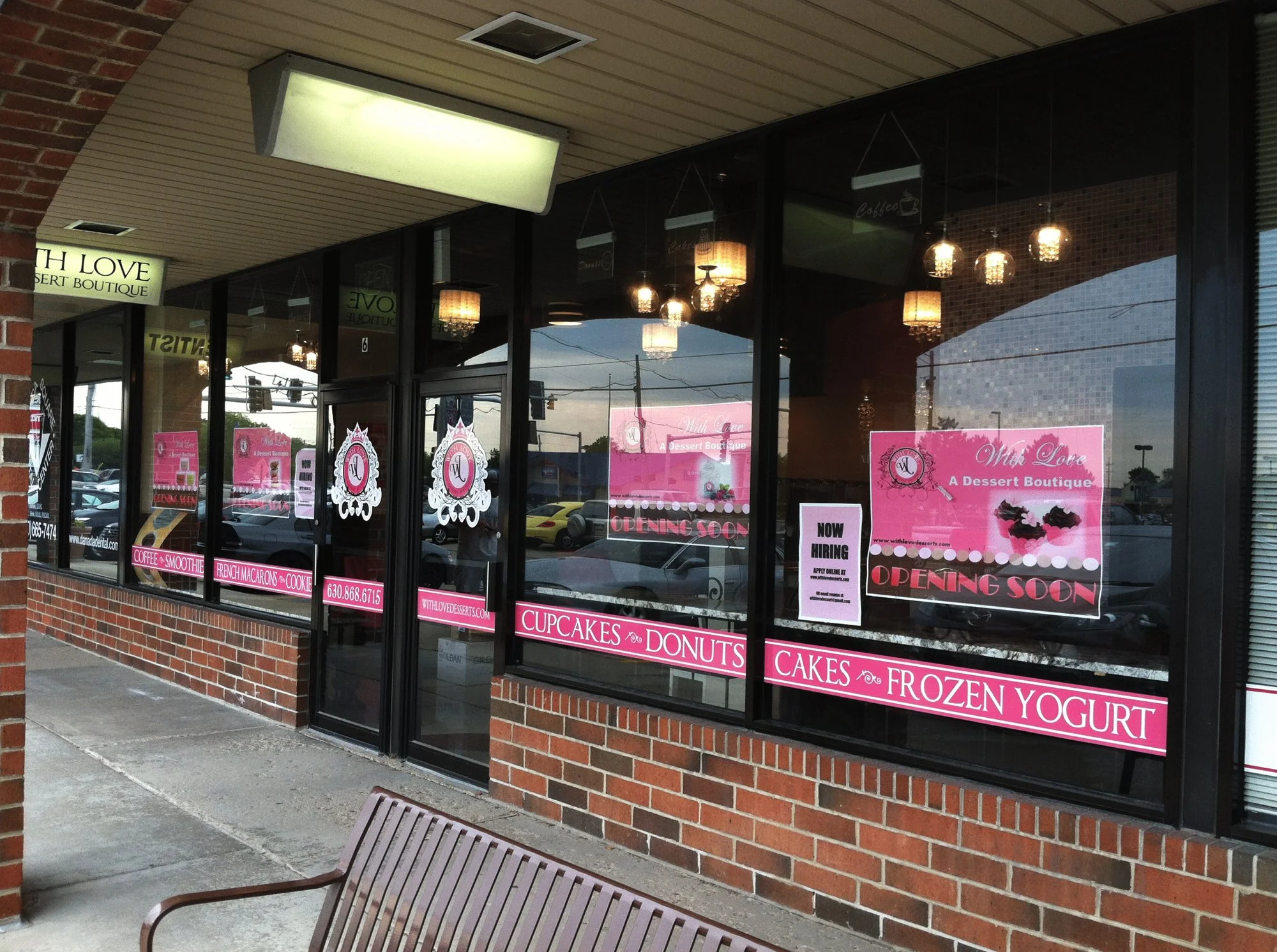 retail-storefront-branding-graphics.jpg