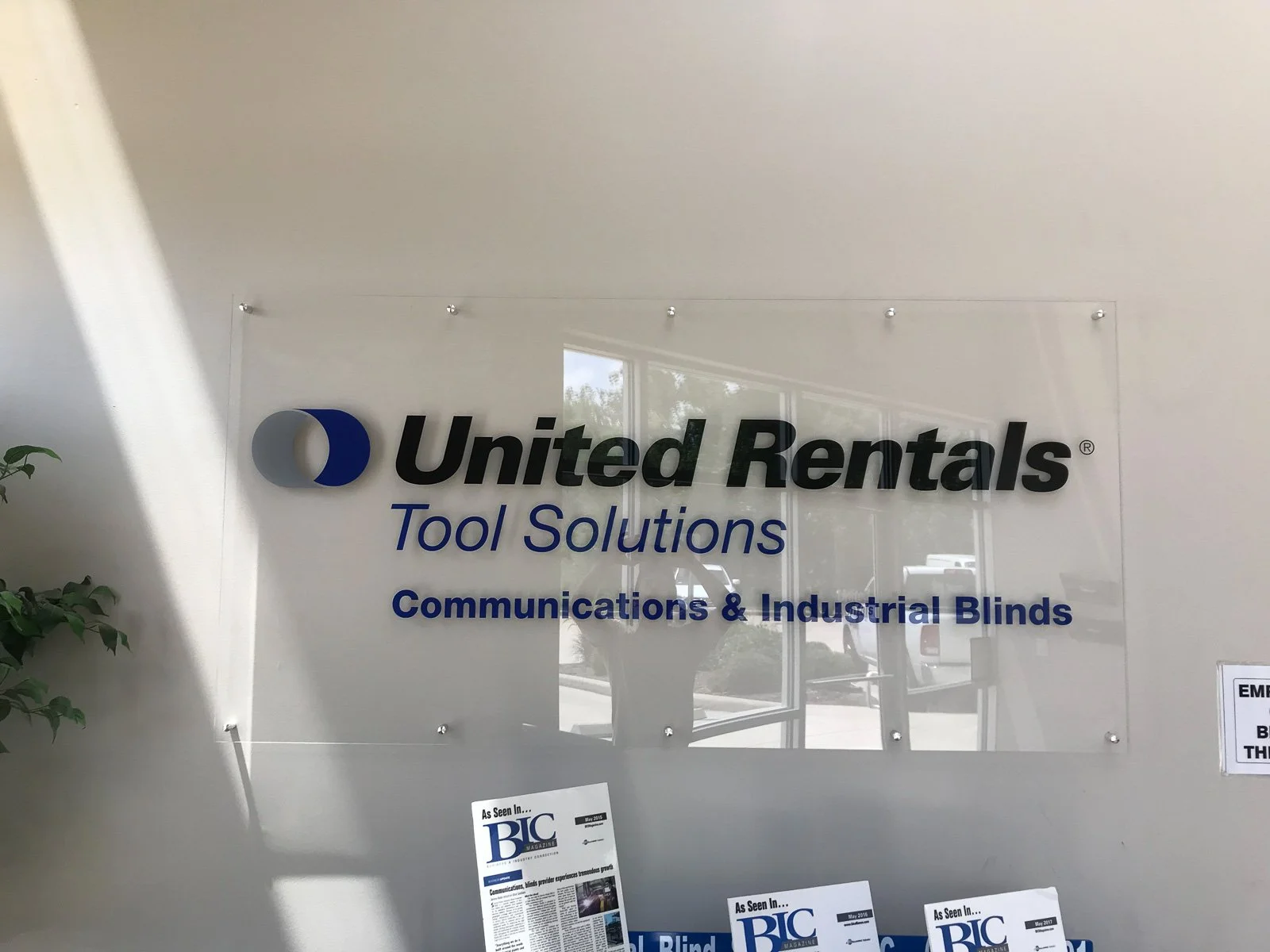 acrylic-wall-graphics-pasadena-tx.jpg