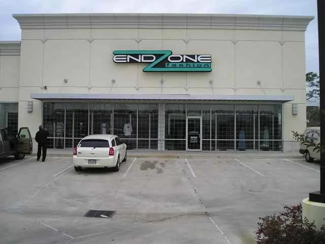 storefront-channel-letter-signage-houston.jpg