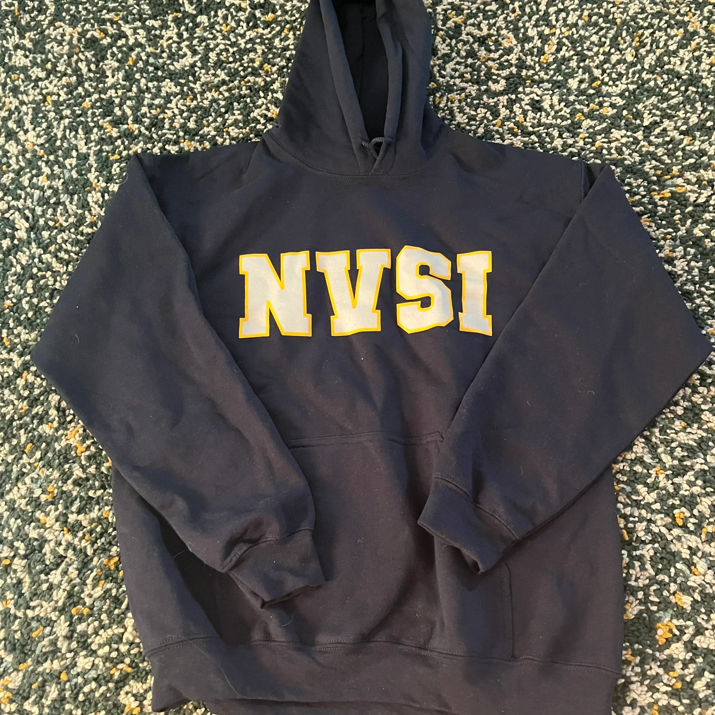 nvsibluehood2.webp
