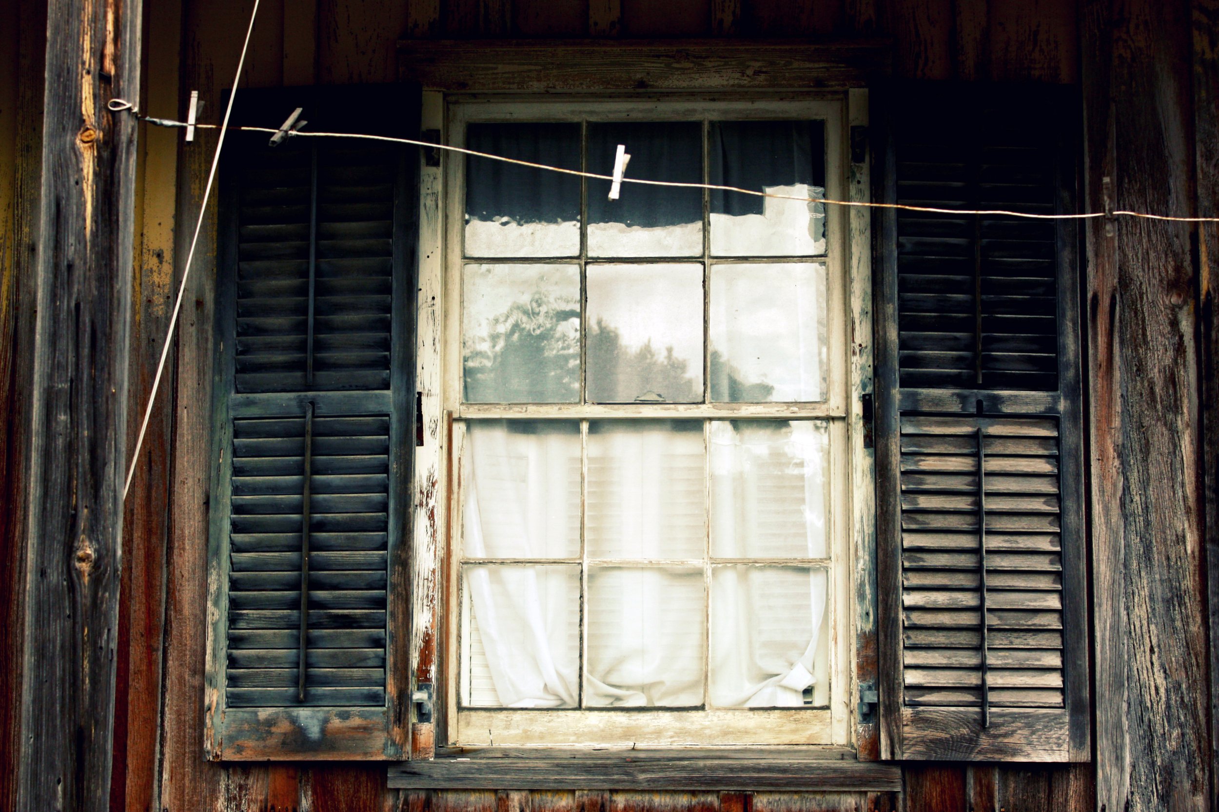 window with clothes line copy.jpg