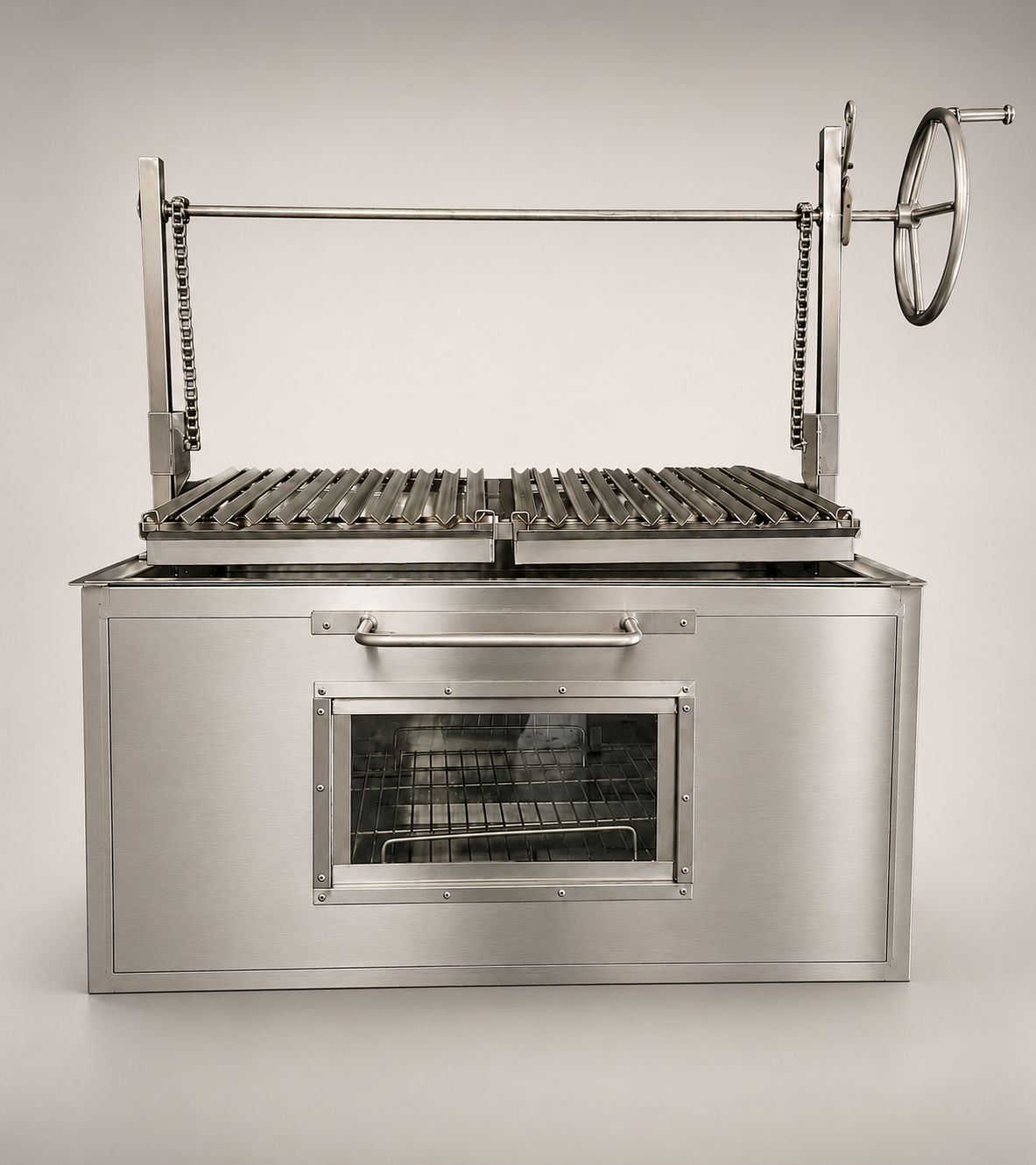 Parrilla de acero inoxidable con horno integrado, utilizada para cocinar alimentos a la parrilla.