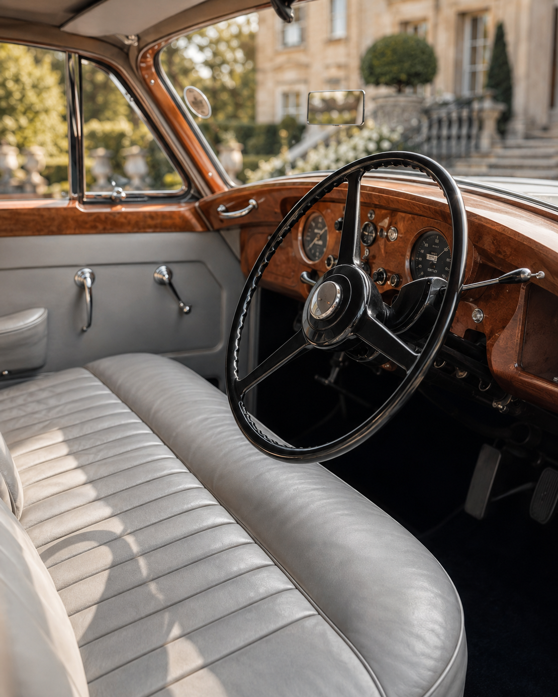Grace interior west sussex classic wedding cars.png