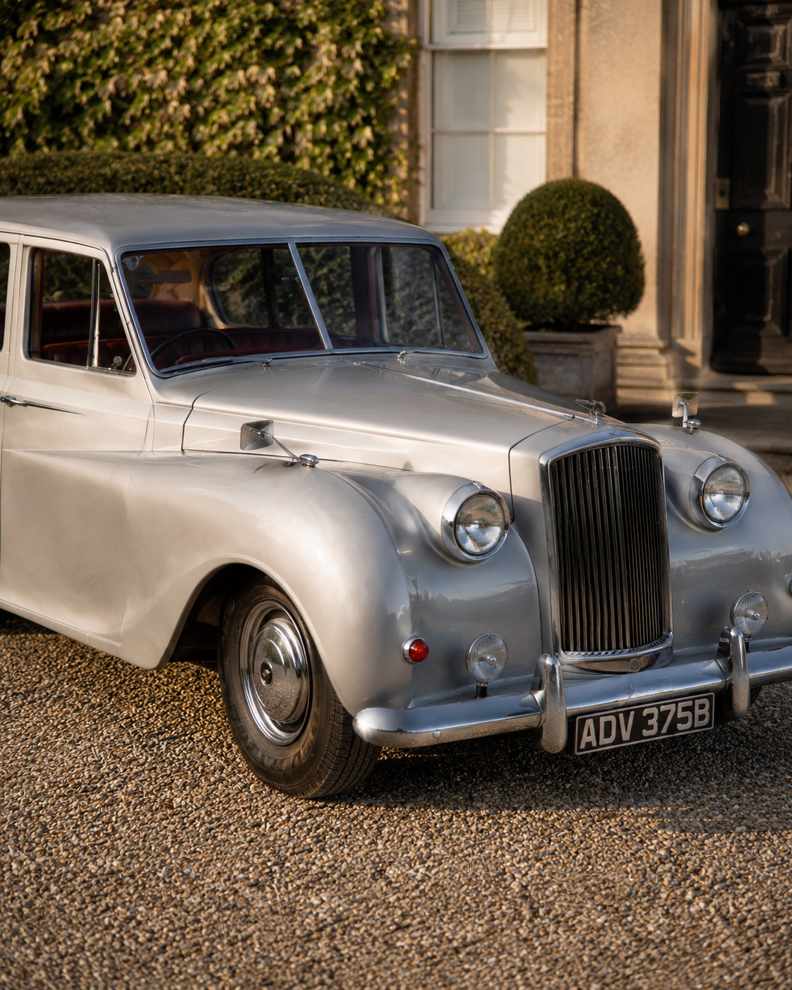 Duchess interior west sussex classic wedding cars 5.png