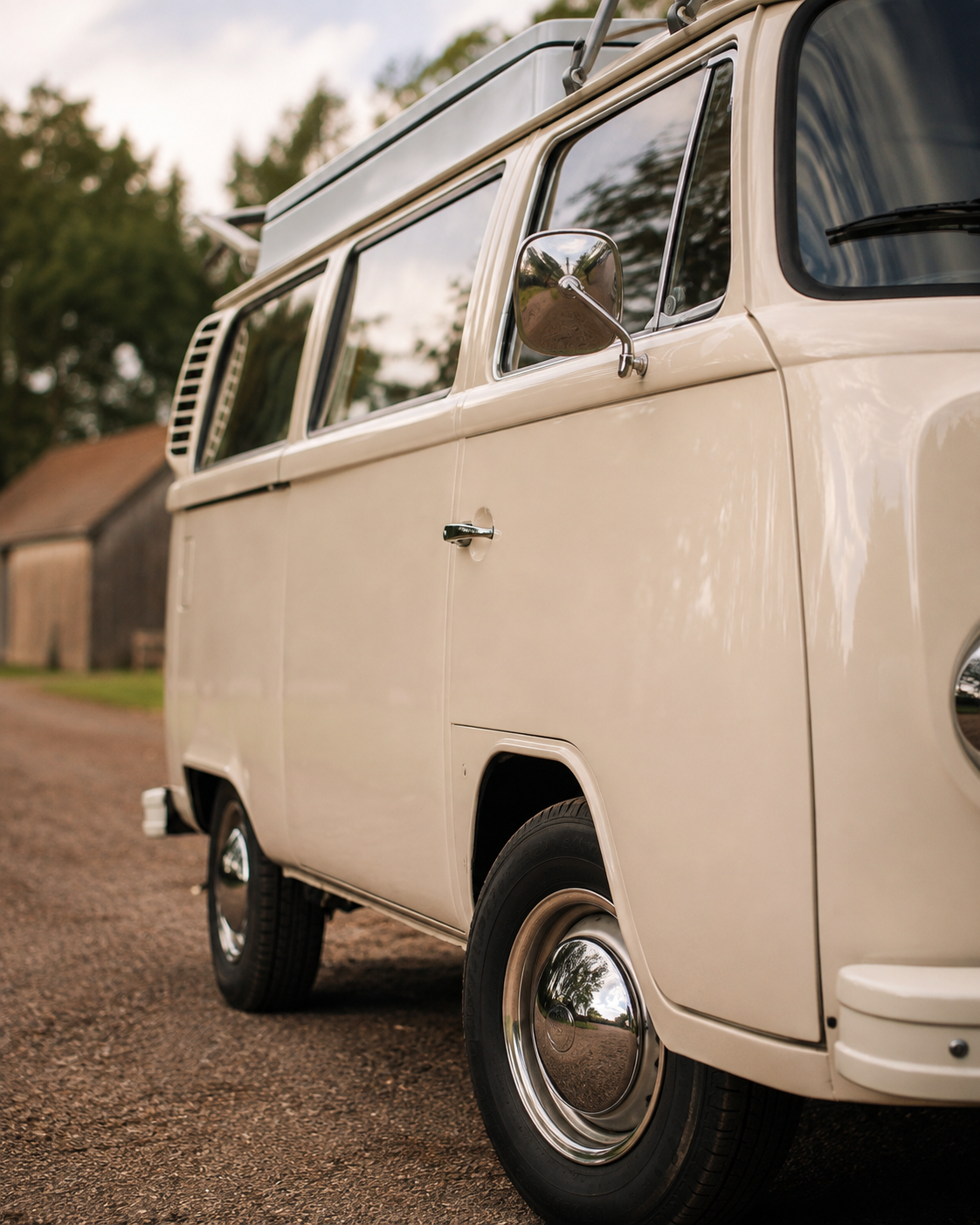 peggy interior west sussex classic wedding cars 1.png