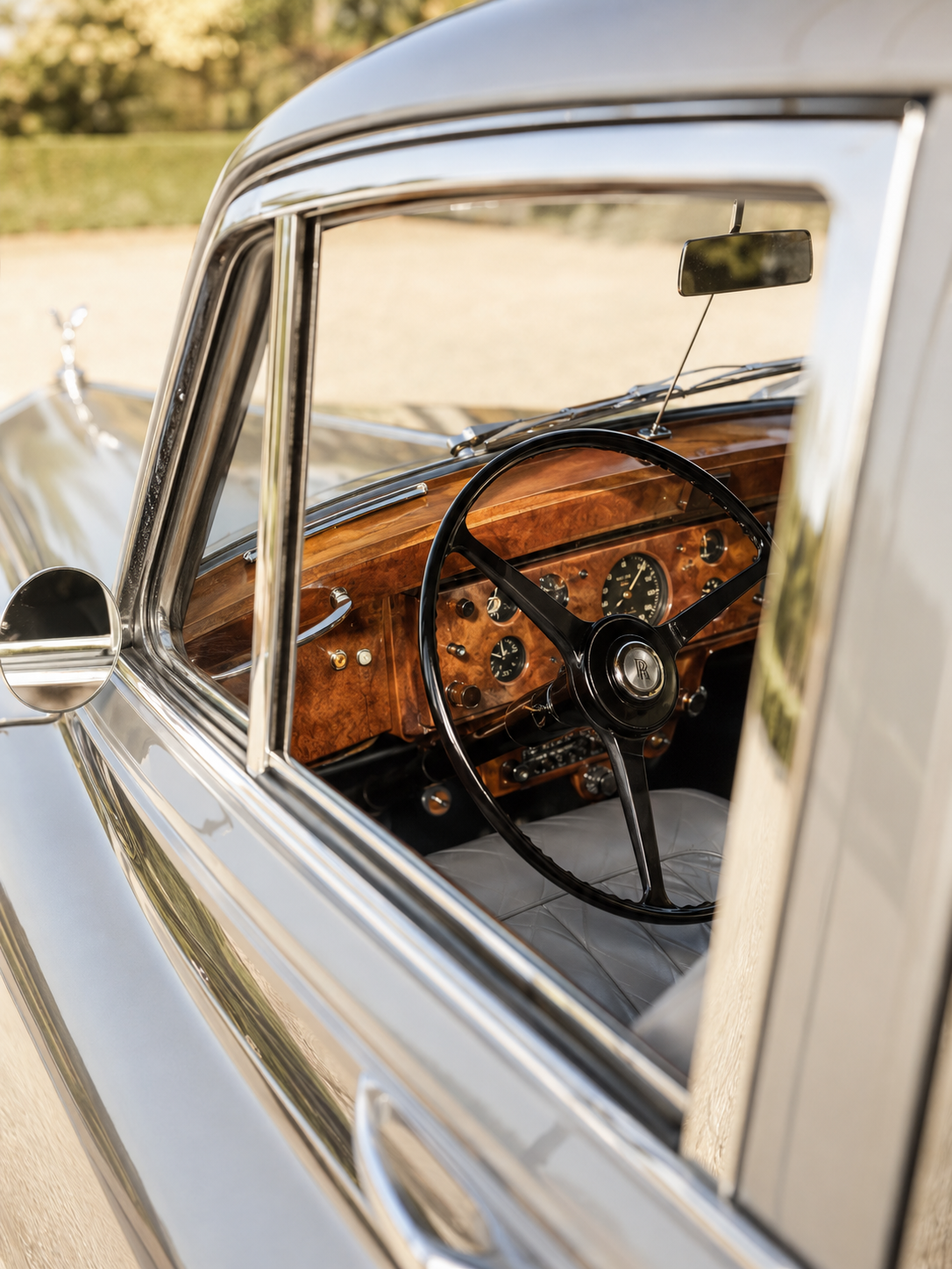 Duke interior west sussex classic wedding cars 5.png