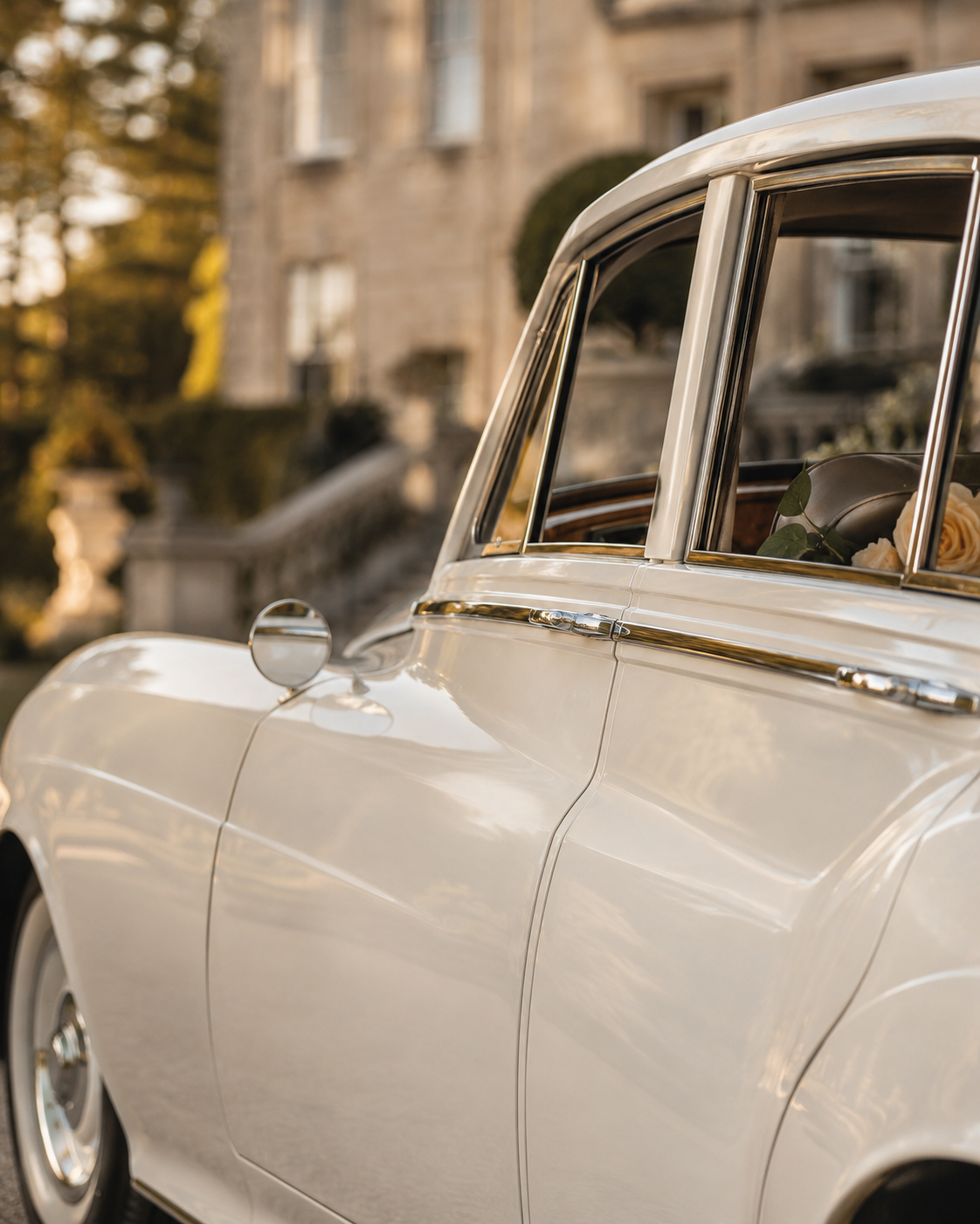 Grace interior west sussex classic wedding cars 2.png