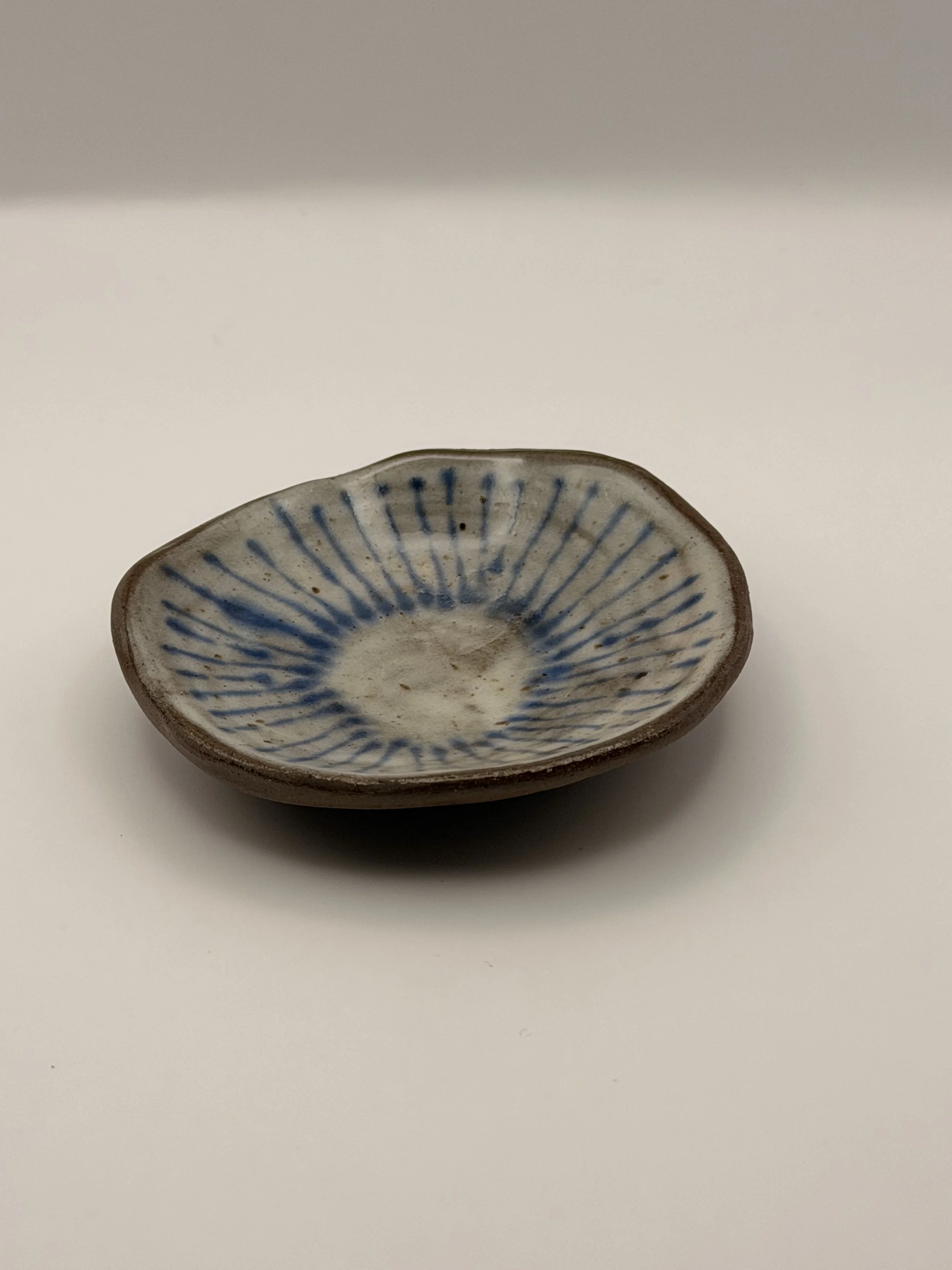 Tiny trinket dish- Sunburst design