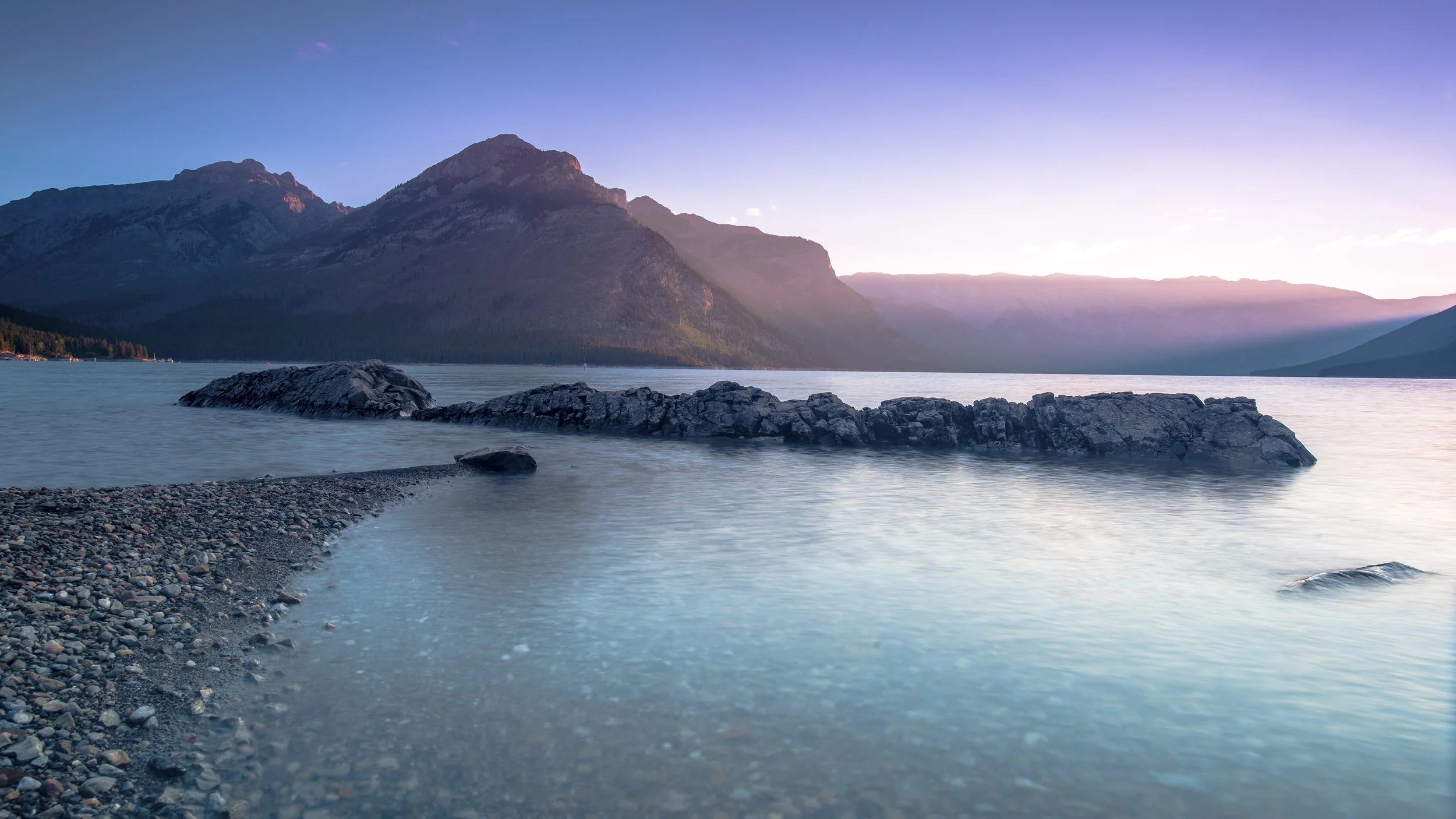 Lake Minnewanka