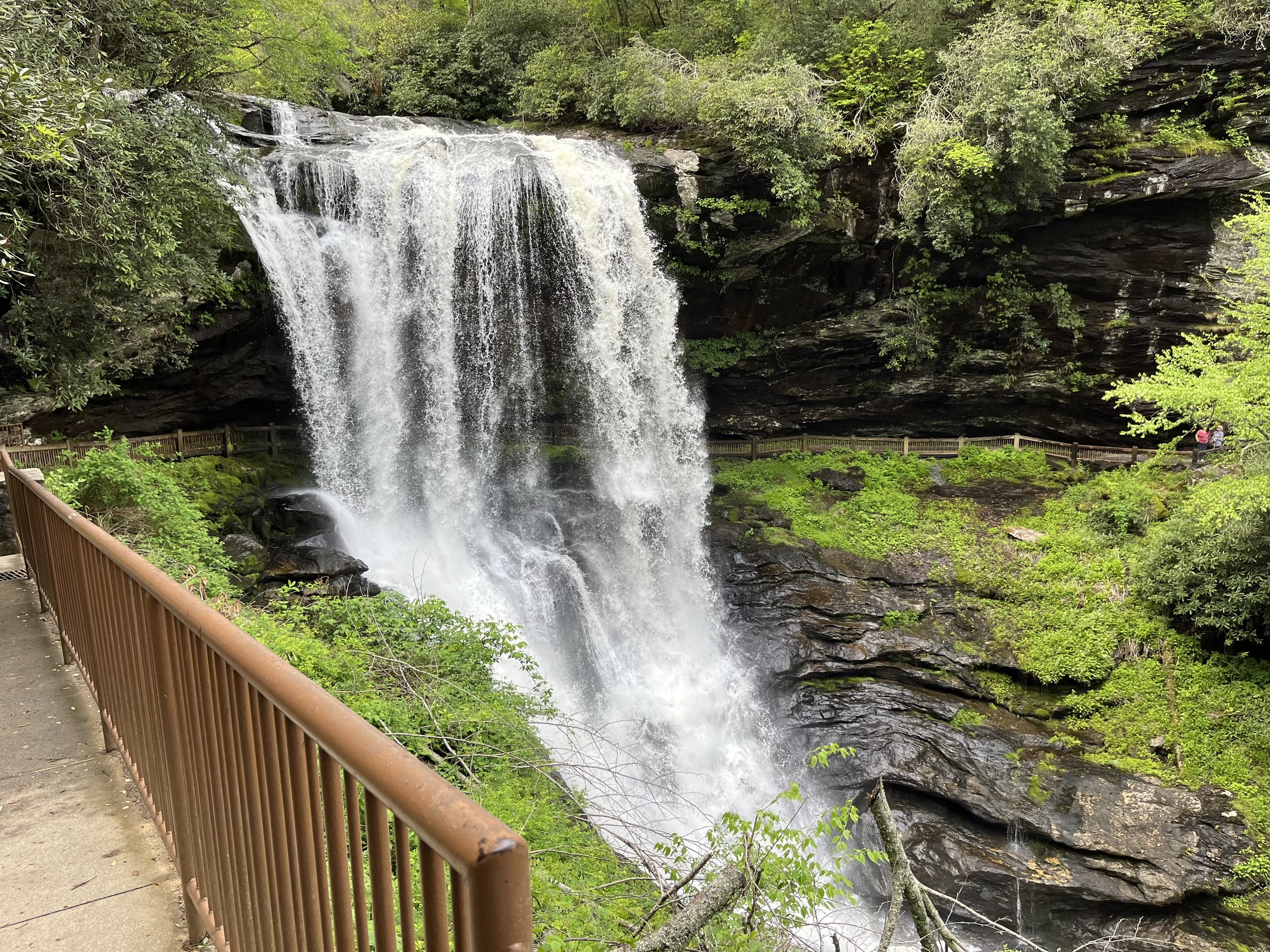 dry falls waterfall outside of franklin Nc