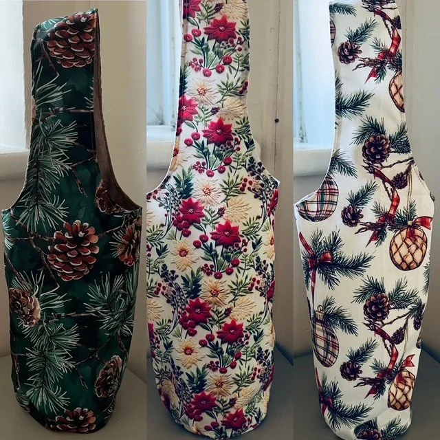 bottle bags xmas.jpg