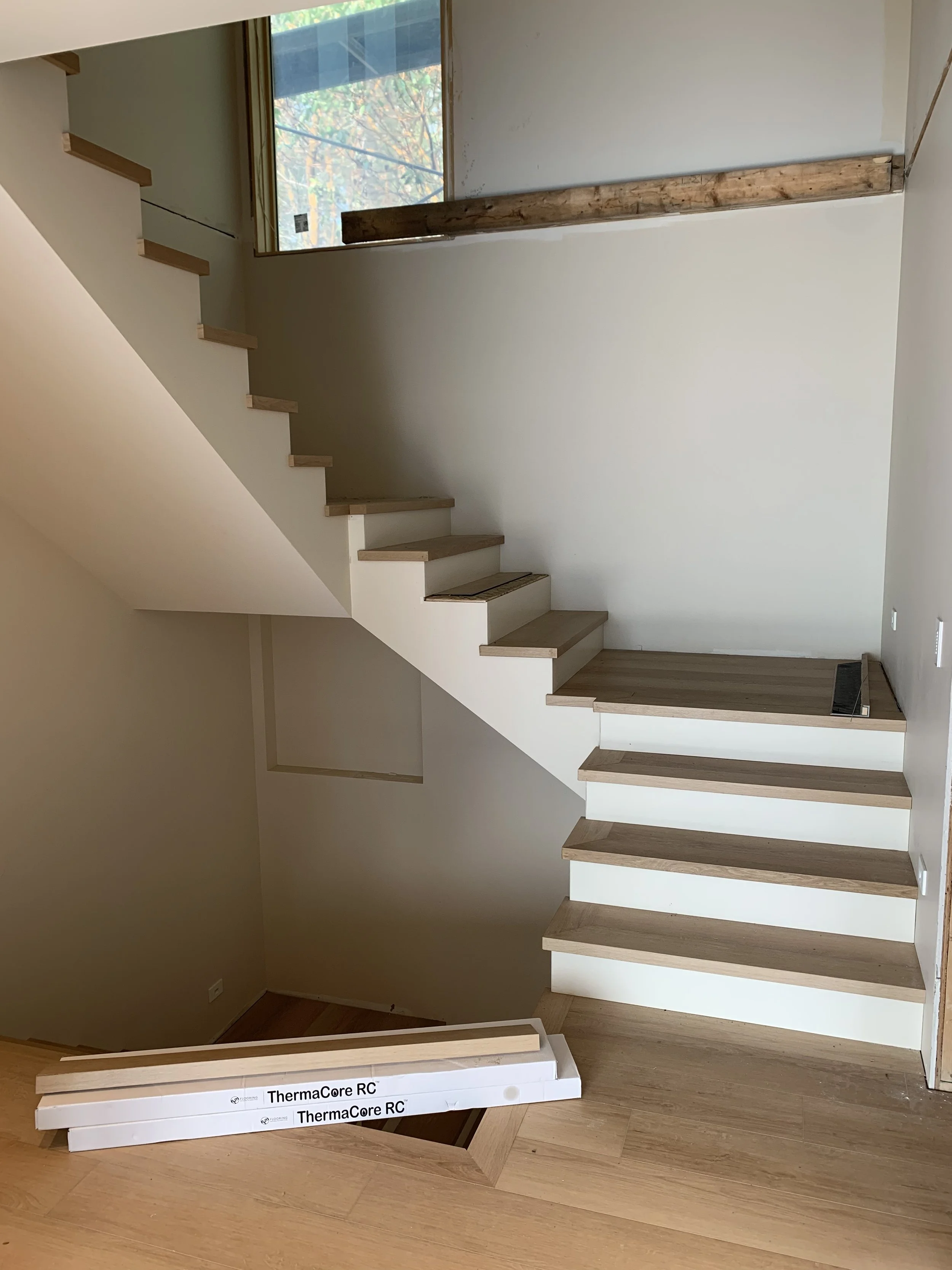 Hardwood stairs sechelt