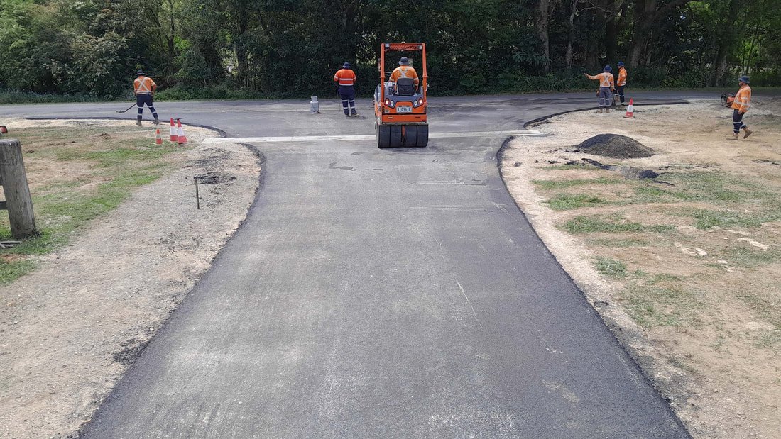 asphalt-laying-052-web_orig.jpg