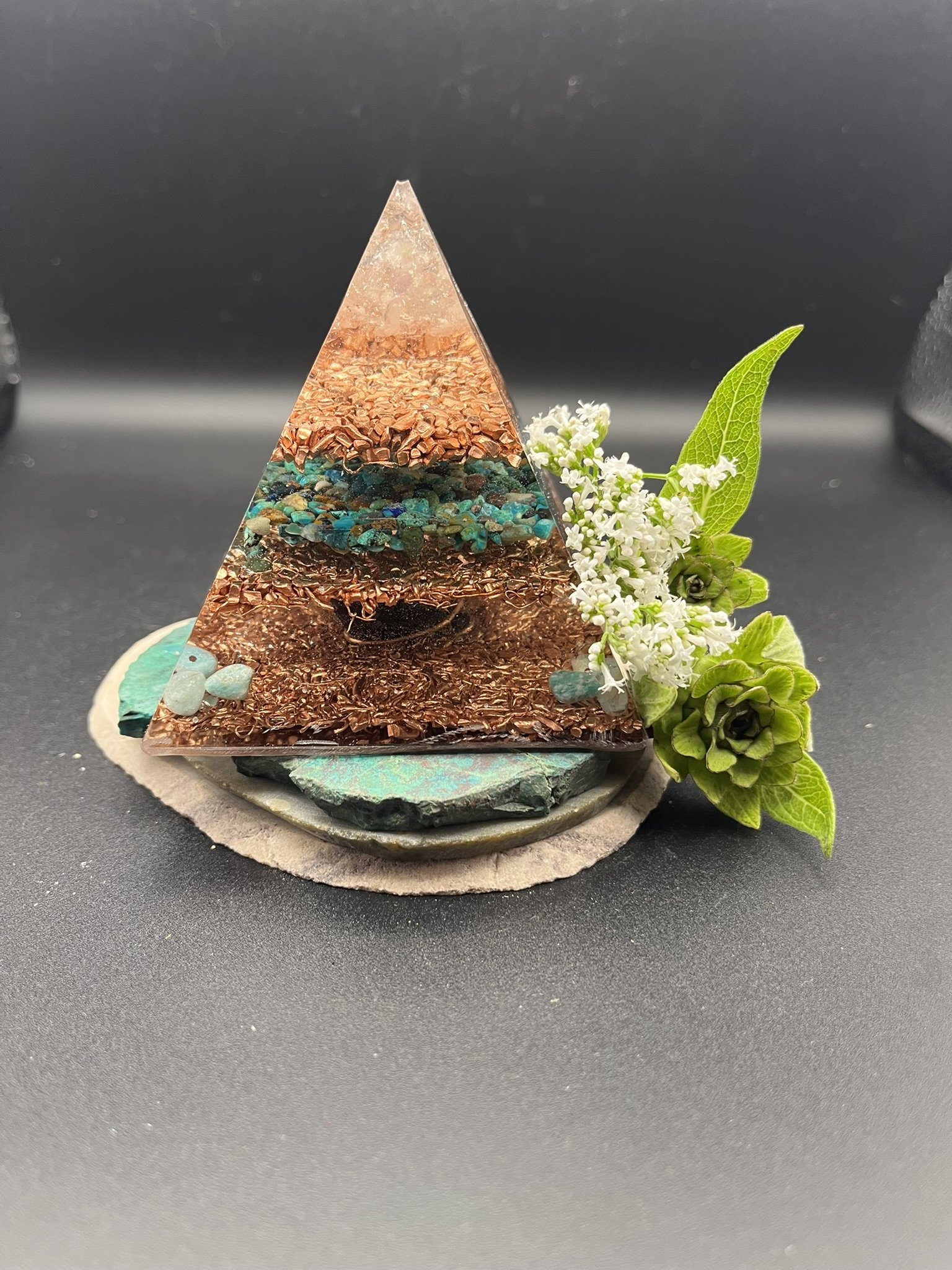 #48-8cm Orgonite Pyramid