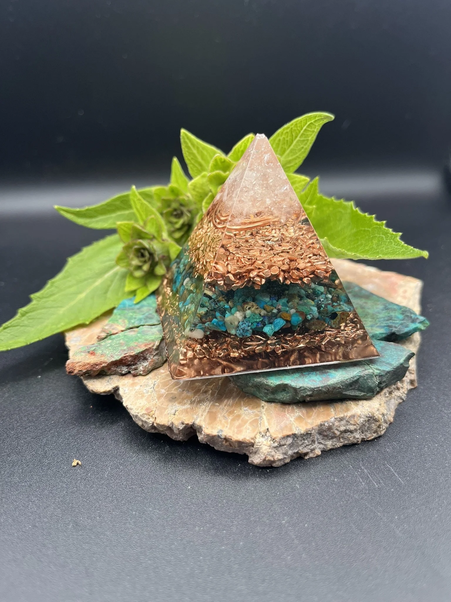#39- 5 cm Orgonite Pyramid
