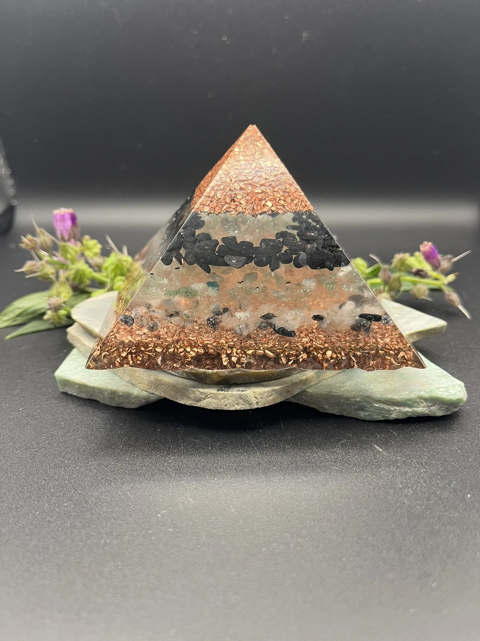 #24- 10 cm Orgonite Pyramid