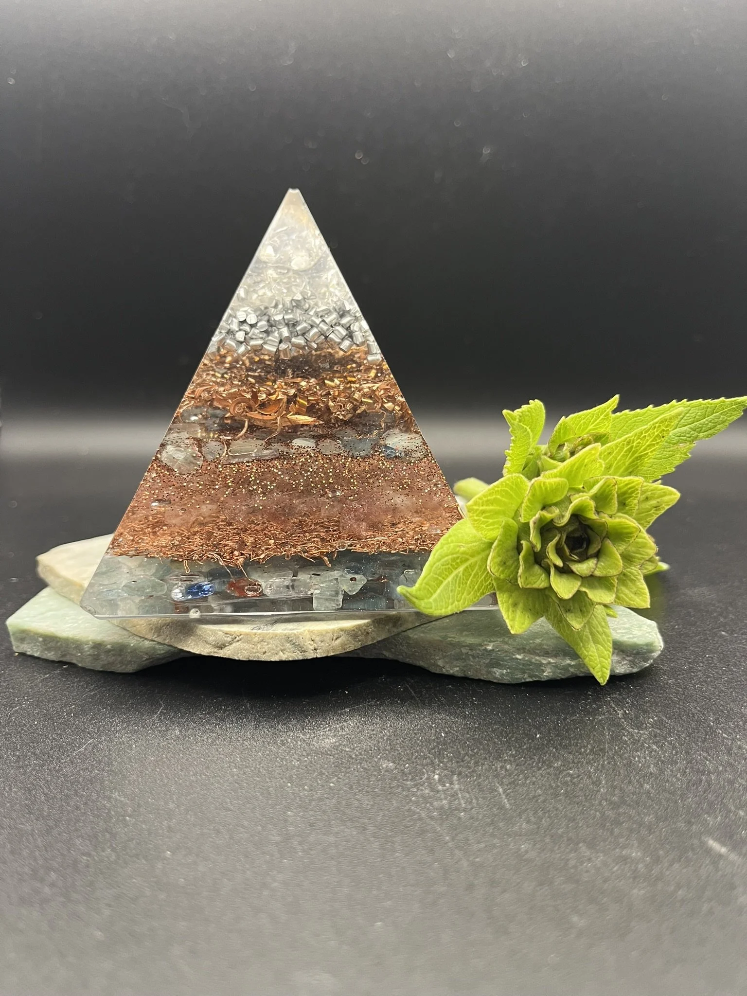 #21- 8 cm Orgonite Pyramid