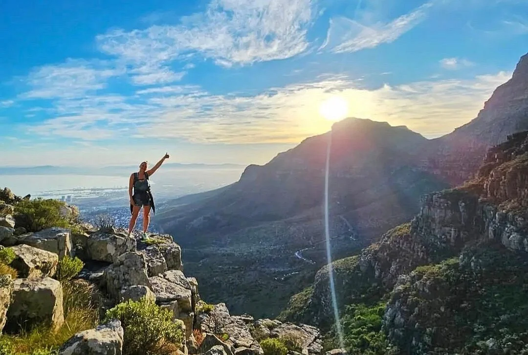 Lions head hike