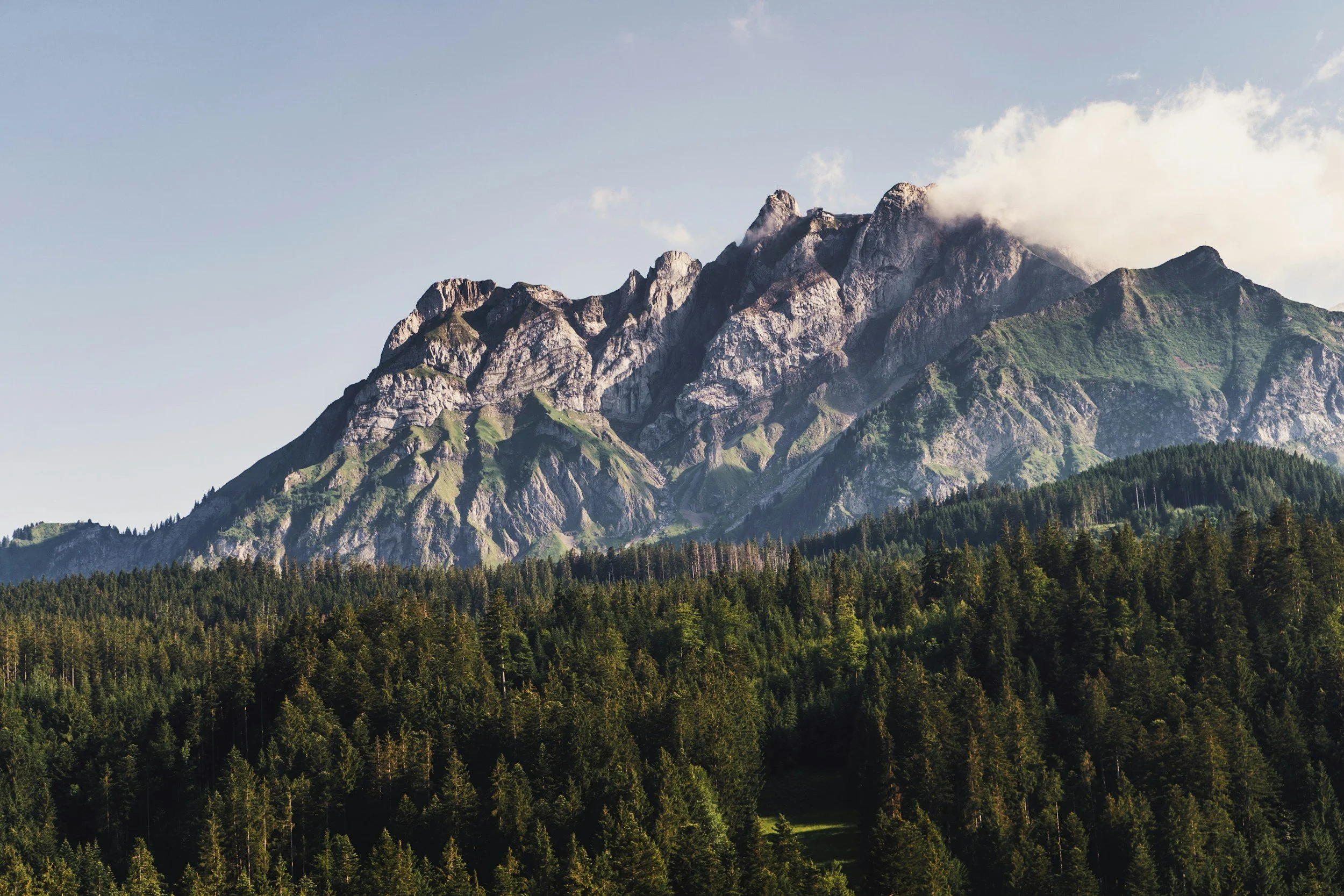 Im Schatten des Drachen: Das Matthorn (2’040 m)